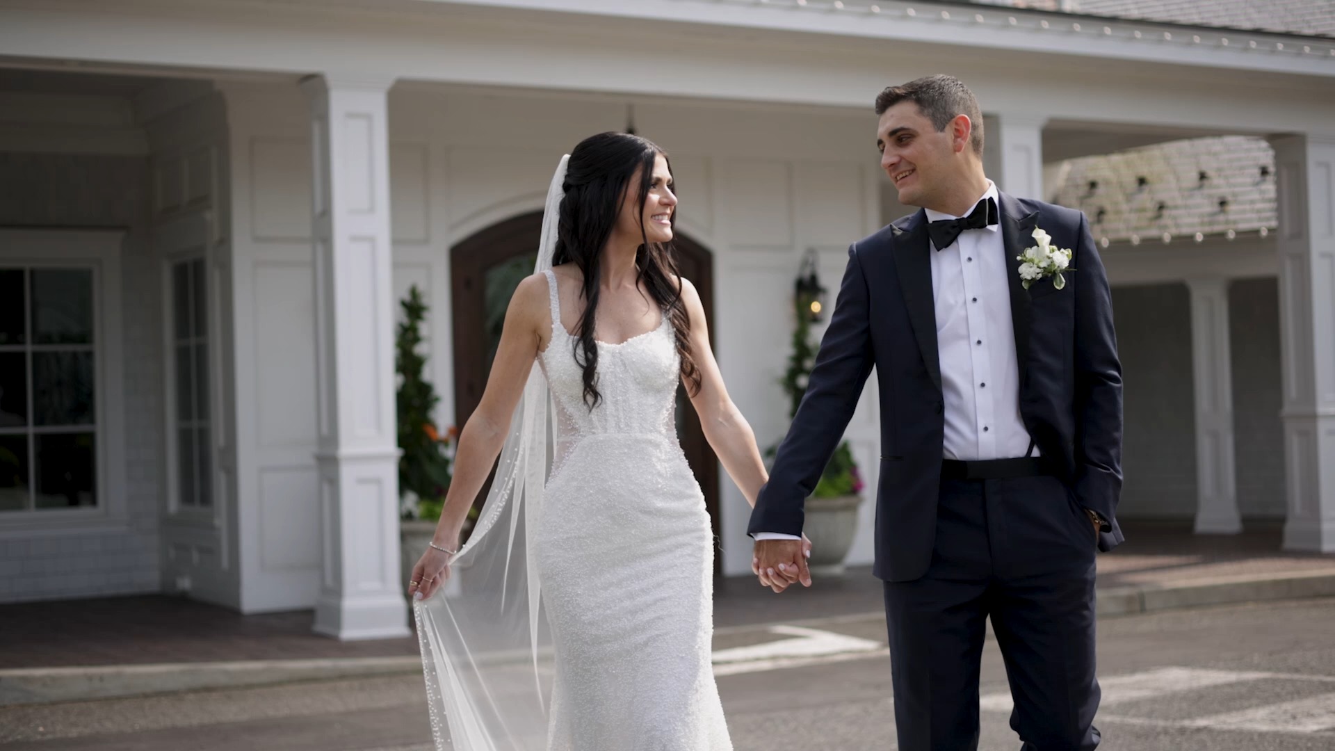 Congratulations to @allieerosenberg and @ericmorra
They had an amazing wedding @themillnj
Photo - @kellyseaimages
Officiant - blessingsbybethgh
Band - @briankirkandthejirks
Florals - @floraldesignsbydara
Makeup - @makemeup_eva
Hair - @unveiled_byanna
Transport - @shoobooshuttle
