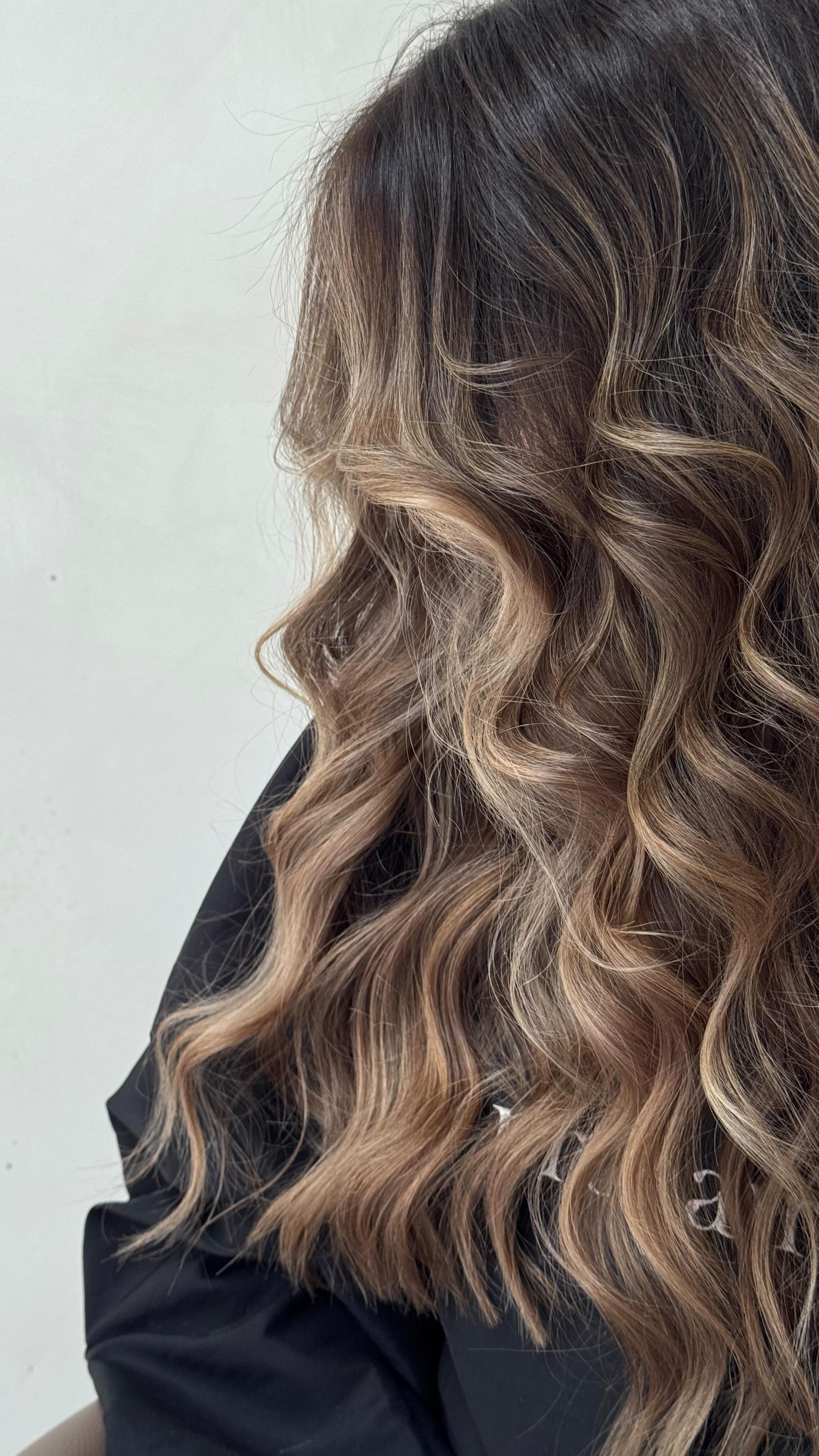 Feeling like your balayage has lost its spark? ✨
Our Balayage Restore + Revive service is designed to bring your colour back to life- without starting from scratch.
We lift, gloss and treat your hair to refresh faded tones, add shine and restore that lightness or depth.
Perfect between full balayage newbie appointments to keep your hair looking fresh, healthy, and dimensional👌🏽
📅 DM to book or learn more!