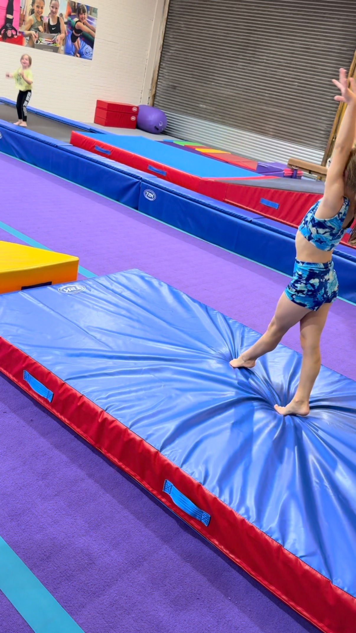 We still have spaces for our Summer Gymnastics Tumble Workshops which will take place in August!
The workshops are for those aged 7+, working on advanced skills such as handsprings,aerials and somersaults with a range of drills and conditioning🤸♀️💜
Book now via your LoveAdmin account!
#littlespringersgymnastics #tumble #recreationalgymnastics #gymnastics #leicestershire #meltonmowbray #gymnasticsforall #workshop