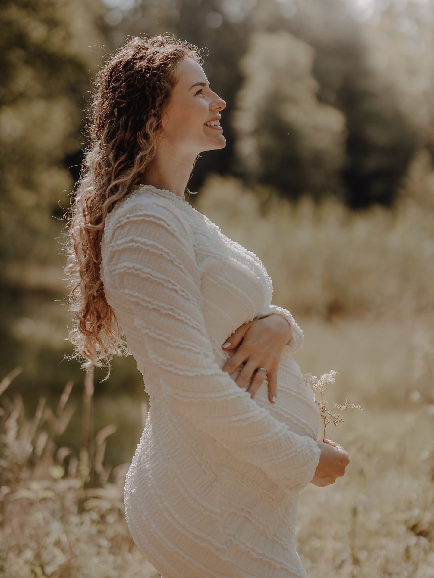 Liebe Kunden 🫶🏼
Diese Woche finden meine letzten Shootings statt bevor ich in meine Babypause gehe. 🤱🏼
Ich wollte mich bei euch allen bedanken! Ich schätze euren Support wirklich so sehr! Jede einzelne Person, die ich fotografieren darf ist ein Geschenk für meine Selbstständigkeit! 🫶🏼😃 Ihr seid einfach toll!
Die nächsten Shootings werden vielleicht die Herbstaktionen sein, vielleicht aber auch erst die XMAS-MINIs 😊 ich halte euch auf dem Laufenden 🫶🏼📸
DANKE - DANKE - DANKE ! Bis bald ☀️☺️
Eure Fotografin Joëlle
www.studio-oneshot.ch
Big thanks to @tasha.ender.photography for those amazing photos! 🫶🏼📸
#bestekunden #bestjobever #photographer #love #baby #babyboy #fotoshooting #babybauch #liebeimbauch #momtobe #babypause #elternzeit #danke #bisbald