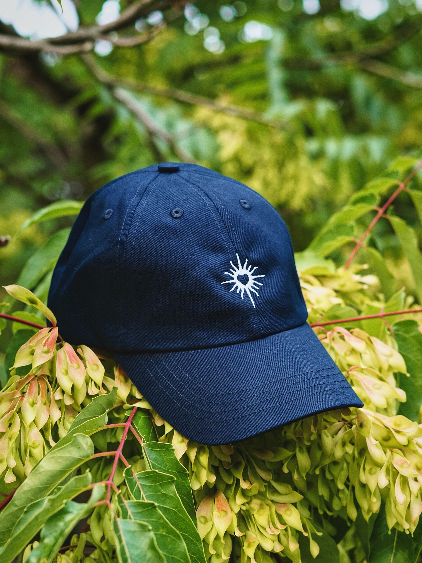 Just in time for last Friday’s release of SNCD08 by @blisssinc & @djteeth, we’ve dropped a limited run of Summer Of Dreams caps. 25€ each — Available now on our Bandcamp. Don’t sleep on this! Link in our bio 🤝