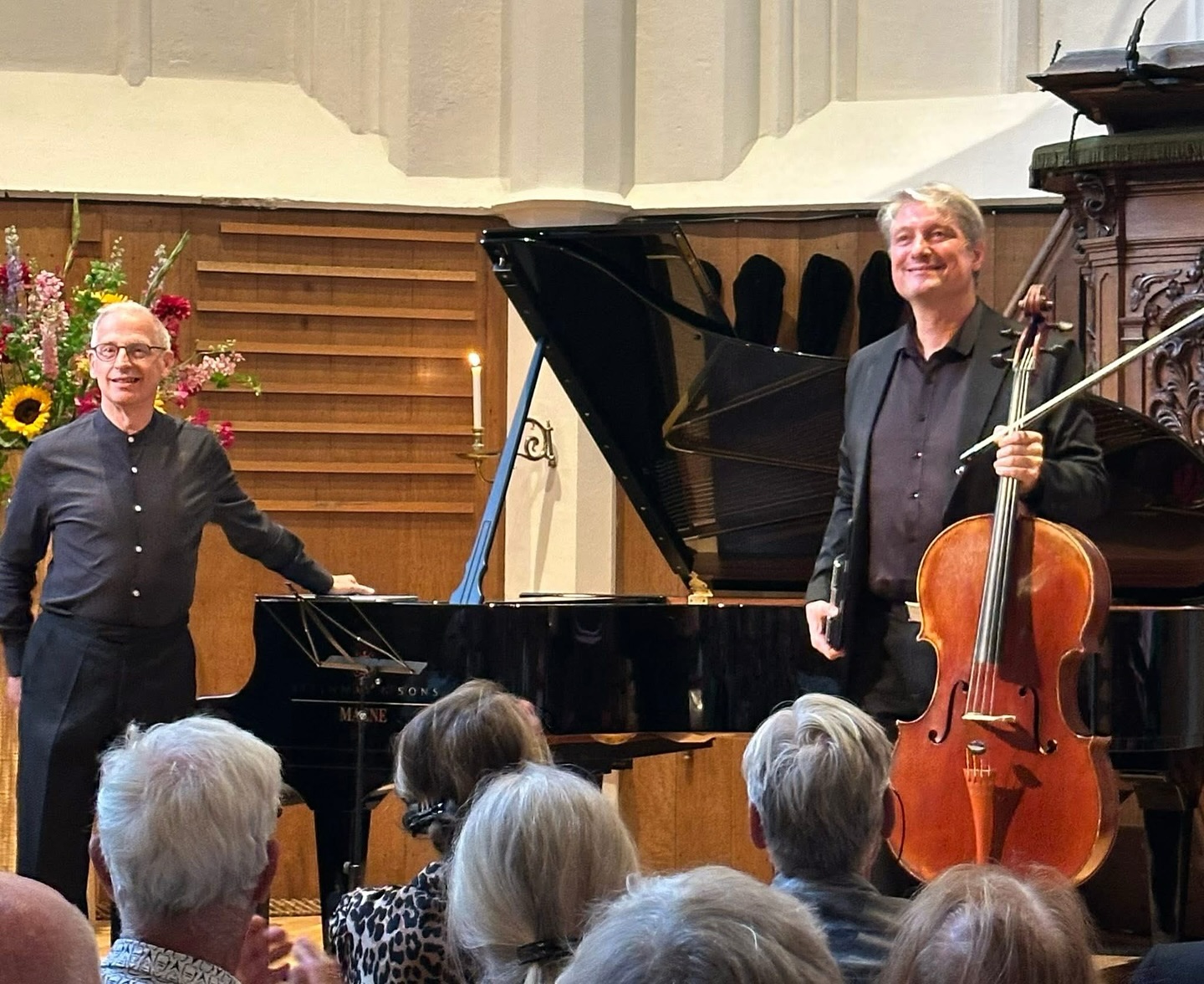Even though we are standing quite far apart on this picture, I felt a real connection with this master’s wonderful timing and articulation. Brahms’ Op.38 Sonata as a festive opening of this year’s International Holland Music Sessions!