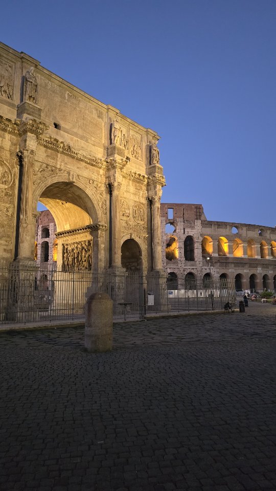 WHEN IN ROME 🇮🇹
Had such a fantastic time away with my other half. 4 days in Rome wasn't even close to enough, beautiful place with some of the best food I've ever had. Will 100% be going back to experience the rest of what the country has to offer