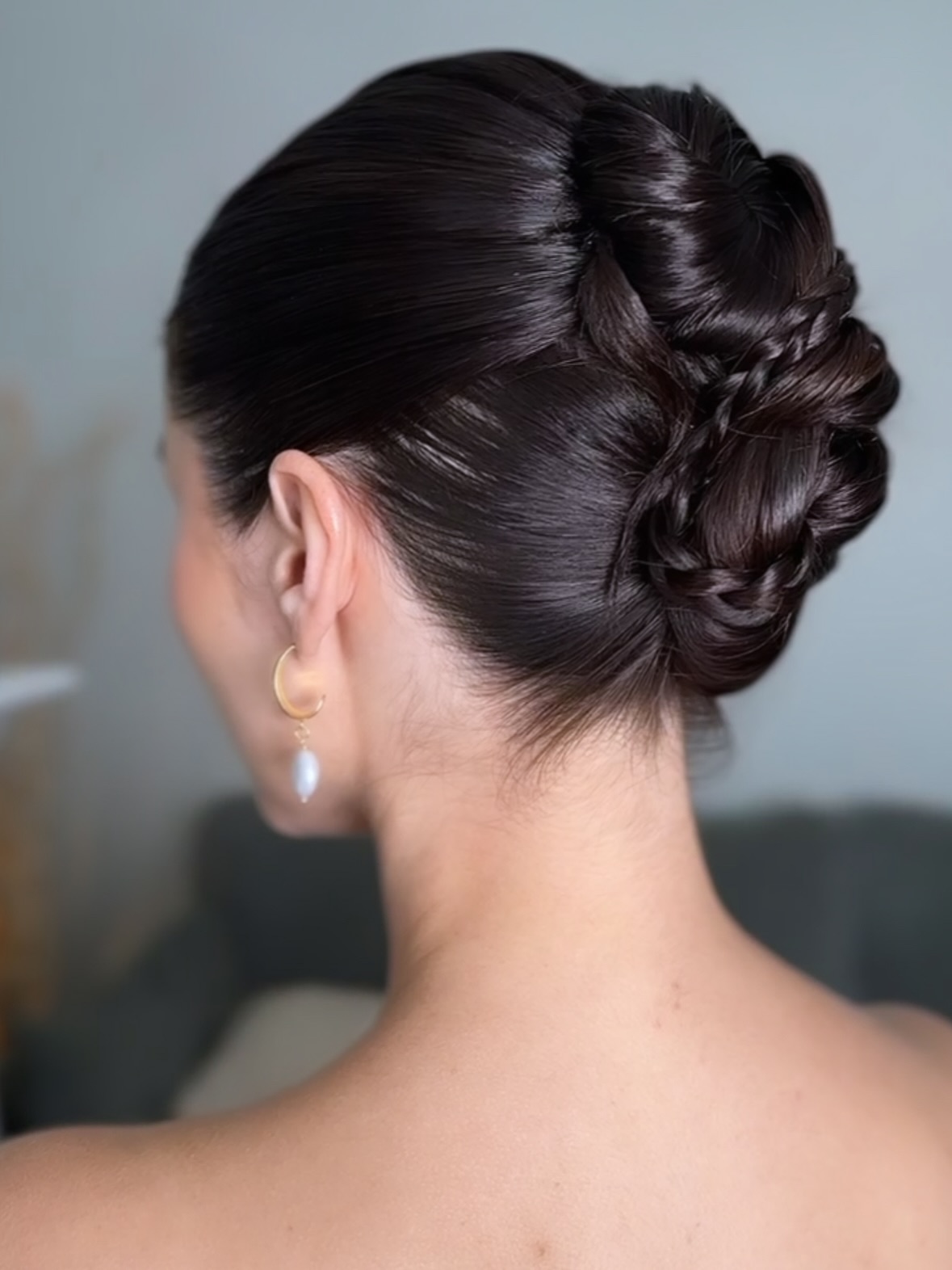 Wanting an updo with some detail? Try this modern twisted style with braided detail. ✨
Let me know what you think & save for inspo. 🤍
The very gorgeous @staceylh92
Earrings @geminiclay_studio
#hairstyle #bridalhairstyle #modernbride #modernweddinghair #bridalhairstylist #solihullmua #solihullhairstylist #birminghamhairstylist #birminghammua #bridalhmua #bridalhmuamidlands #updo #hairinspo #weddinghairinspo #partyhairinspo