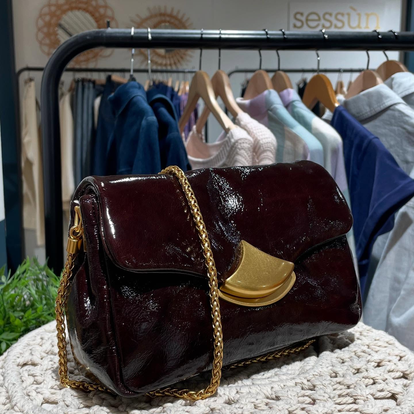 Les nouveaux sacs @sessun sont arrivés en magasin ! 🤩
📍Rez-de-chaussée
#printempstours #tours #toursetmoi #toursmaville #sessun