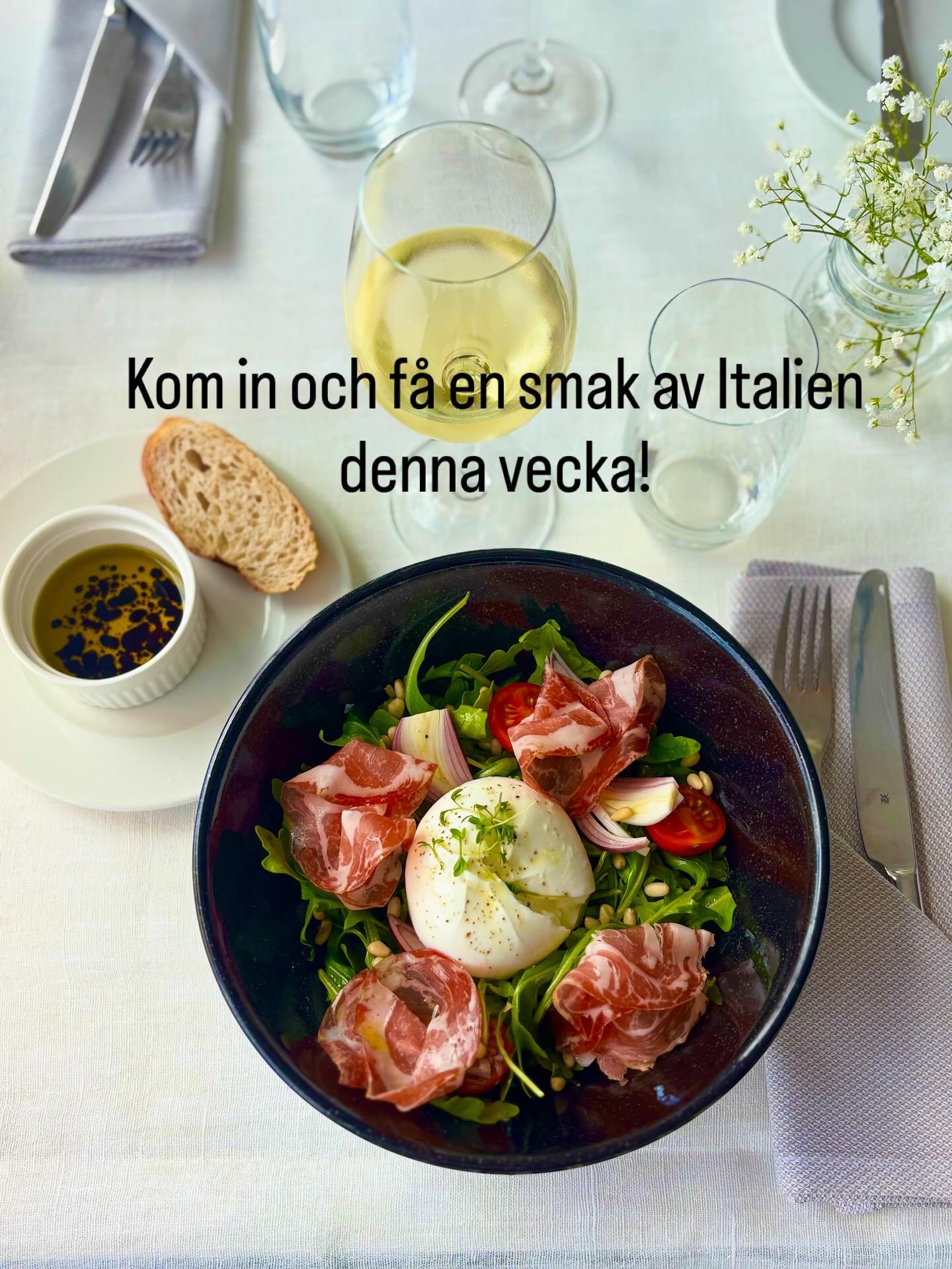 Denna vecka har vi en flört med Italien! Kom in och prova vår härliga gästsallad Burrata e Coppa eller varför inte ta en zip av vår Limoncello Spritz?