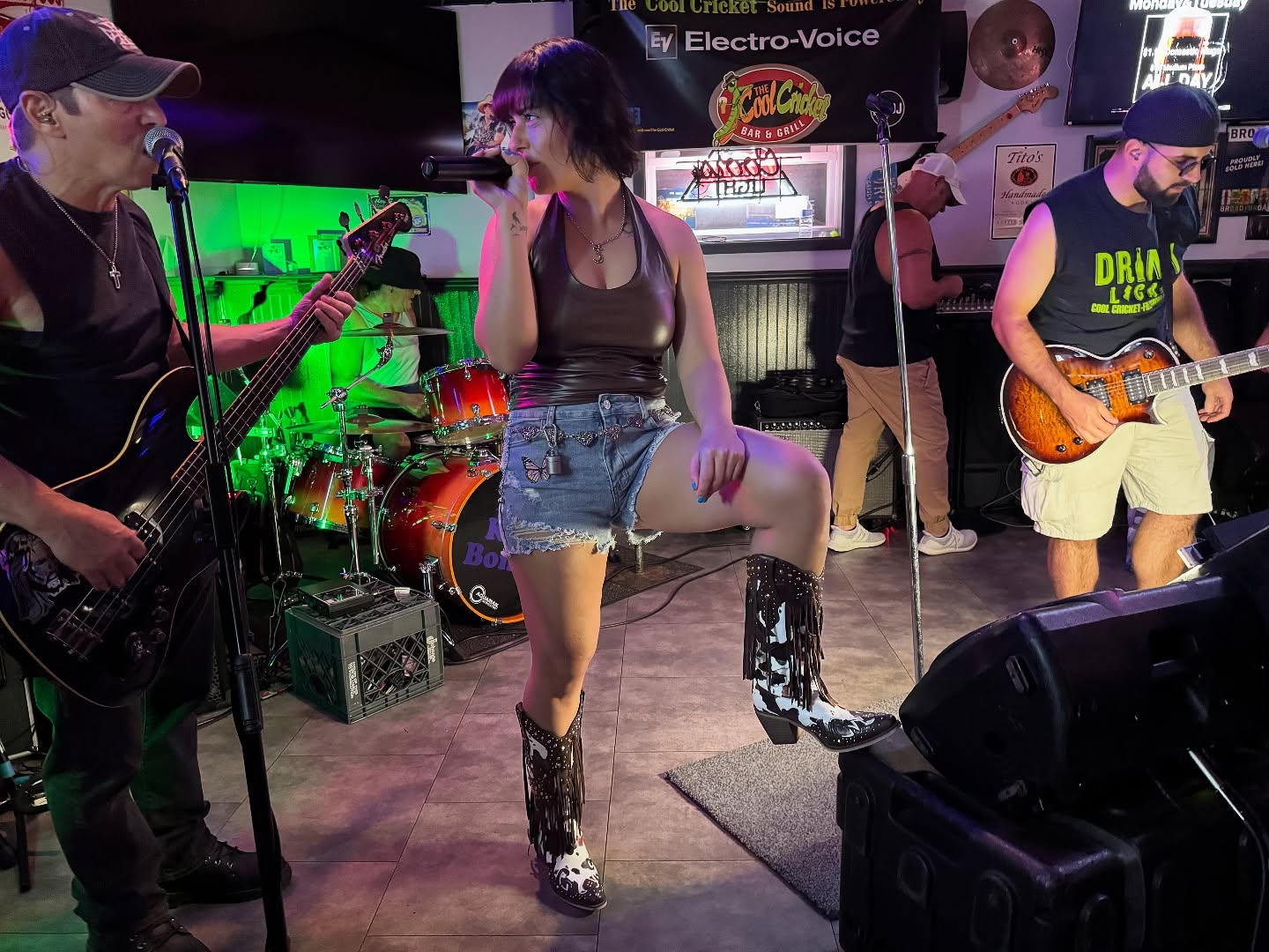 Thank you for always having me up @el_ka_bong_ @wetkiss_official