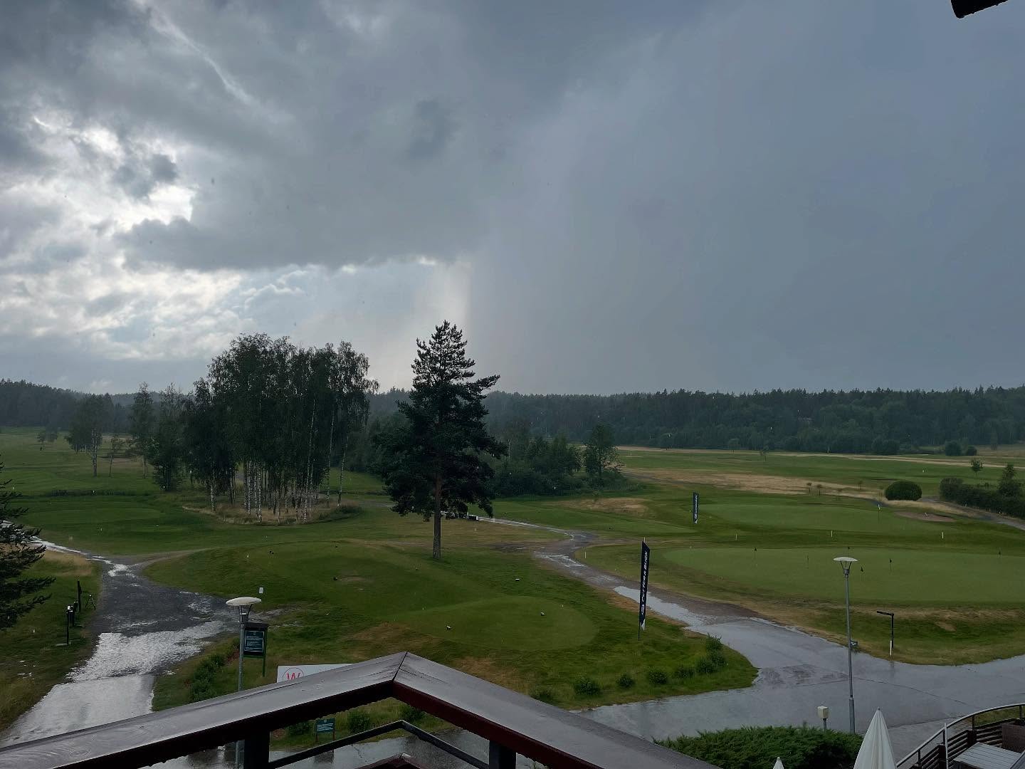 Päivän tilanne. +24 C 🌧️