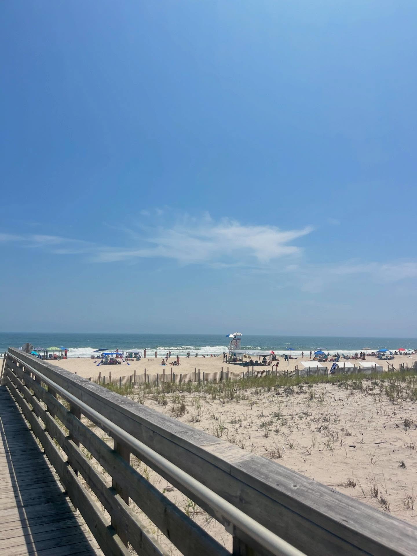 We could get used to this! Just a short 5 minute walk to get to Kismet’s public beach🐚⛱️🌊☀️