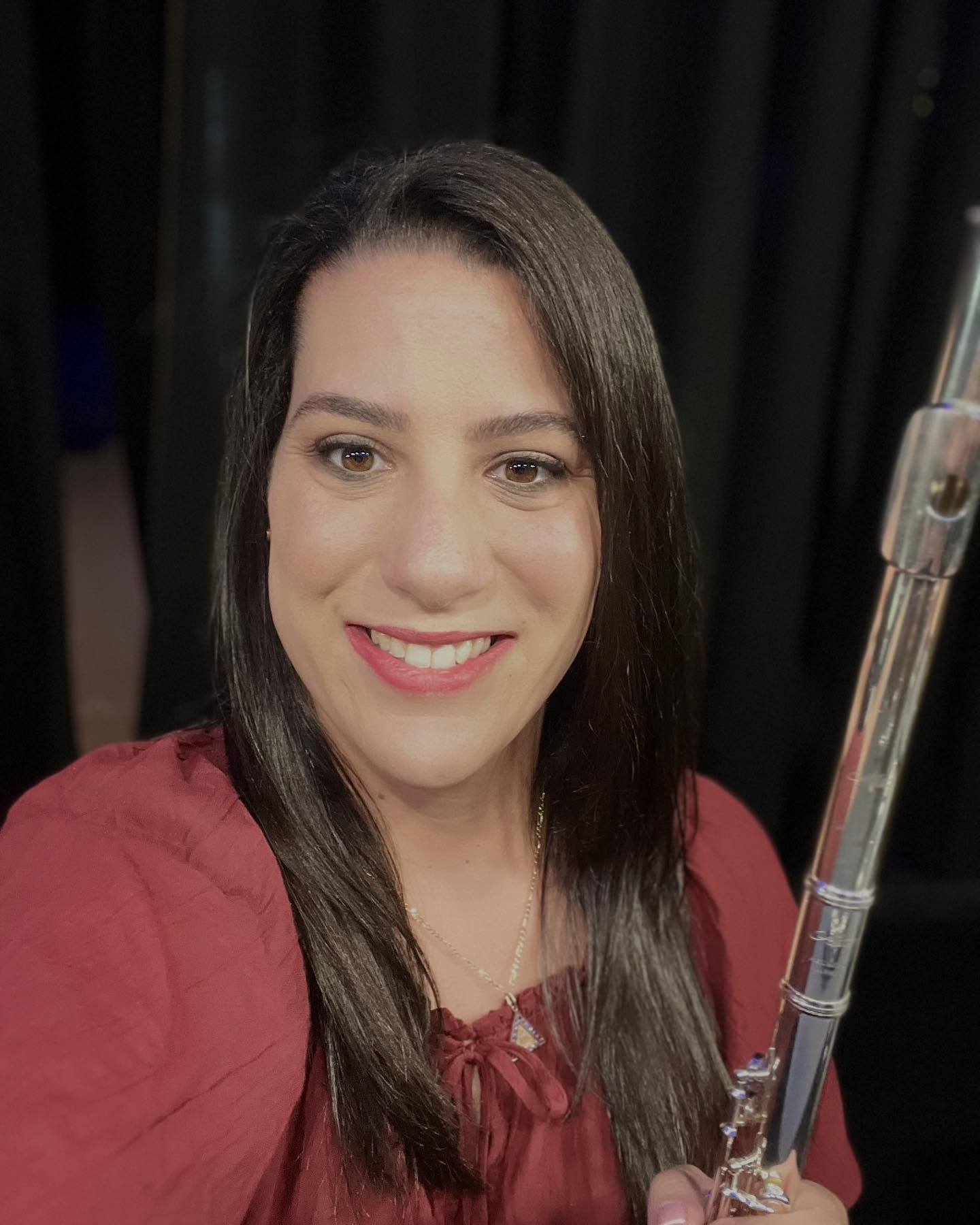 Last Night was a beautiful performance of the Root and Wings Recital (second edition) created by my friend @flutevaa .
No words can describe how moved I am that I was invited to take part in this and to be able to play a beautiful trio with Eva and my sister @karinaeijoflute by Beeftink called Birds.
Not to mention that the @njbcultural__actingstudioab is a beautiful space to perform in.
This was a collaboration of nine women and I feel so lucky to have been a part of it.
We did it!!!🎉🎉🎉🎉
#flute #flauta #chambermusic #beeftink #rootandwings #flutist #flautista #flutistsofinstagram #classicalmusic #instamusicians #empoweredwomenempowerwomen #girlpower #mujerona #southfloridamusicians #miamimusicians #altusflutes #playhomieplay #keepgoingstrong