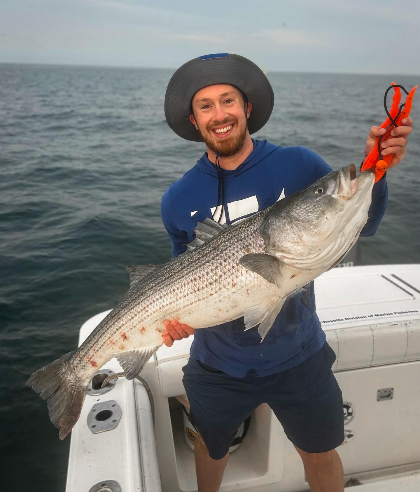 The biggest striper of the summer hit the deck this morning… and it is officially time for a longer tape measure. 45” tape wasn’t cutting it this AM. #jaxcharters #fishing #capecod #capecodfishing #stripedbass #starrods #stripedbassfishing #lighttackle #capecodcharters #capecodfishingtrip #ThomasandThomas #ThomasandThomasFlyRods #wearefishing #regulatorboats #fishshimano #cortland #cortlandline #yamahaoutboards #garminmarine #onthewater #onthewatermagazine
#mauijimsunglasses @regulatormarine @starrods @fish_shimano_north_america @cortlandline @grundens @thomasandthomasflyrods