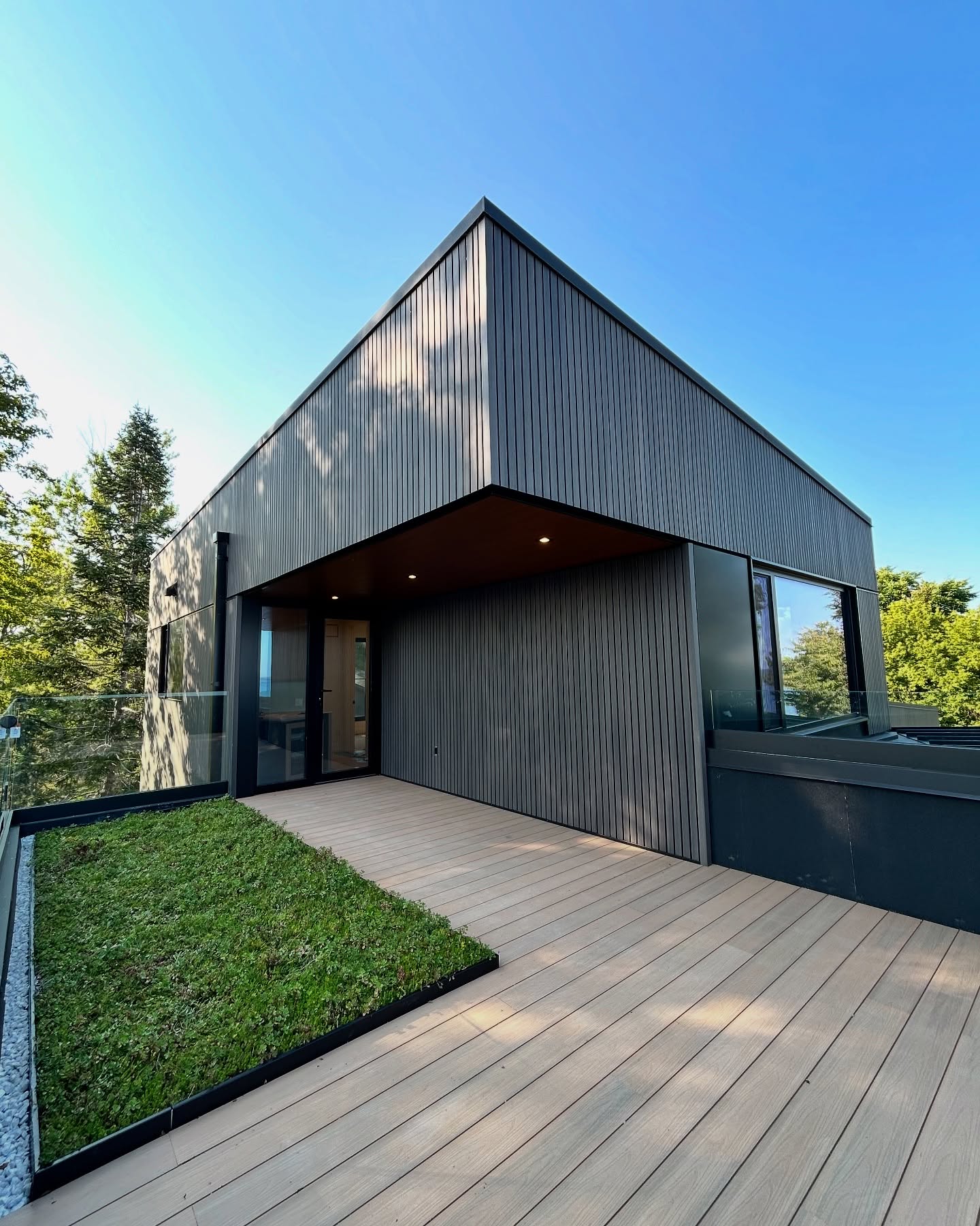 Modern. Durable. Designed to perform.
We proudly supplied and installed a complete exterior envelope for this standout build — featuring:
✔️ Newtech composite throughout
✔️ Custom flashing, capping & downspouts
✔️ Exterior windows & doors
✔️ Soffits & decking
✔️ ZinCo green roof system
✔️ DAKO aluminum glazing
✔️ Signature horizontal reveal detail
One of the defining design features? A sleek continuous horizontal reveal at each level — sharp, clean, and modern 👌
Serving architects, designers, builders & homeowners across North America with performance-driven exterior solutions.
📩 Let’s build something exceptional — contact Modern Arc to spec your next project.
….
…
..
.
Modern Arc Building Products proudly delivered a full exterior envelope solution for this North American project. Our scope included a complete roofing system, @dakowindows aluminum glazing, @zincocanada green roof system, Nuewal soffits, @newtechwoodcanada siding, architectural cladding, and rooftop deck from @exterpark.canada . Trusted by architects, designers, and builders, we specialize in innovative, code-compliant products across North America.
#OntarioBuilders
#TorontoArchitects
#CanadianConstruction
#NewtechDecking
#NuewalSoffits
#ArchitecturalCladding
#ModernArchitecture
#LuxuryHomesOntario
#GlazingSystems
#customfabricationcanada