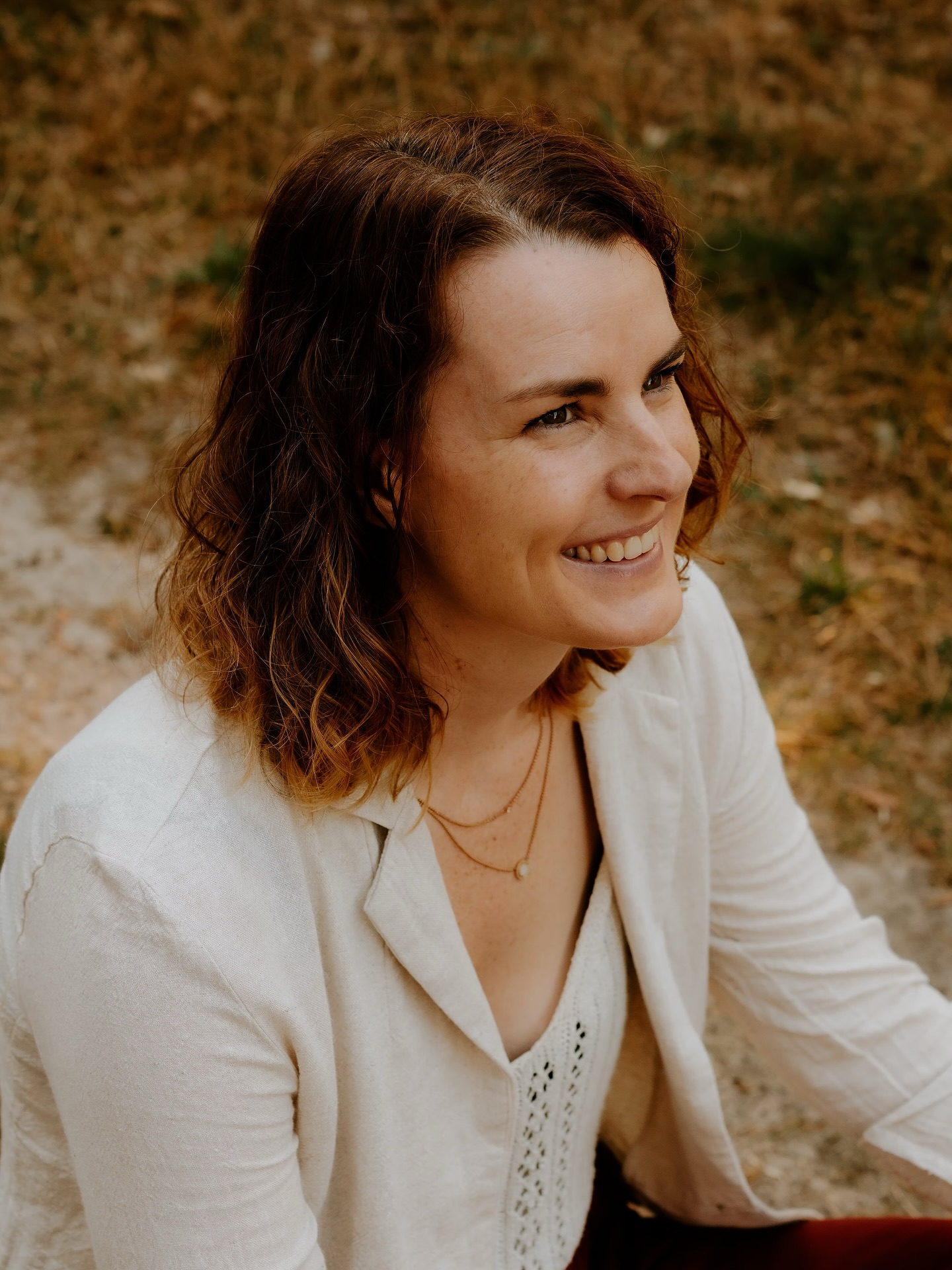 Client Spotlight ✨
Wir freuen uns, unsere Klientin @dr.barkallah vorzustellen – Coach für berufstätige Eltern, die zwischen Job, Familie und Alltag oft selbst zu kurz kommen.
Mit ihrem Resilienztraining unterstützt sie Mütter und Väter dabei, innere Ruhe und Klarheit zu finden – sanft, alltagstauglich und wirksam.
Für alle, die sich fragen: „Und wann bin eigentlich ich wieder dran?“
Neben der Einzelarbeit bietet Stefanie auch Seminare für Unternehmen an, z. B.
➡️ „Multimodales Stressmanagement: Resilienz als innere Stärke“
Zudem begleitet sie Mediationsprozesse und führt Resilienztrainings mit Kindern inklusive Elternabenden durch.
Mehr über ihr Angebot:
🔗 drstefaniebarkallah.com
#Coaching #Branding #WhitespaceDXB
——
Client Spotlight ✨
We’re excited to introduce our client, Dr. Stefanie Barkallah – a coach for working parents who often come last while juggling careers, family, and everyday demands.
With her resilience training, she supports mothers and fathers in finding inner calm and clarity – gently, practically, and effectively.
For everyone who’s been asking: “When is it my turn again?”
In addition to 1:1 support, Stefanie also works with companies, offering seminars such as
➡️ “Multimodal Stress Management: Resilience as Inner Strength”
She also provides mediation, as well as resilience programs for children, including parent education evenings.
Discover more:
🔗 drstefaniebarkallah.com
#Digitalmarketing #Mentoring