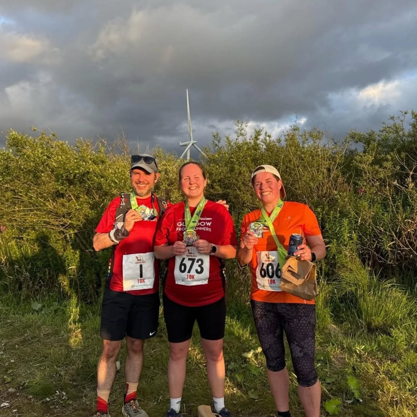 🏅 Medal Monday 🏅
My athletes have not stopped since I've been away!
2 weeks ago, @nuclaire_art ran the "run the blades" 10k. It was hot and hilly but she came away with a time to be proud of, although she was mostly happy to beat her fiance 👀
On Saturday, Aileen ran the 10k at the @eurogameslyon2025 in Lyon and came away with a gold medal and an incredible time🥇 certified legend.
Finally, yesterday @victoriavrintelen ran the "scurry to the sea" race. This was as part of her long run, not that you would be able to tell from her impressive race time. Really looking forward to seeing what we can achieve in the coming months off the back of this!
So proud of how my current clients are taking on their training this season, keep up the good work team!
#runproudcoaching
#RPC
#running
#runningcoach
#medalmonday