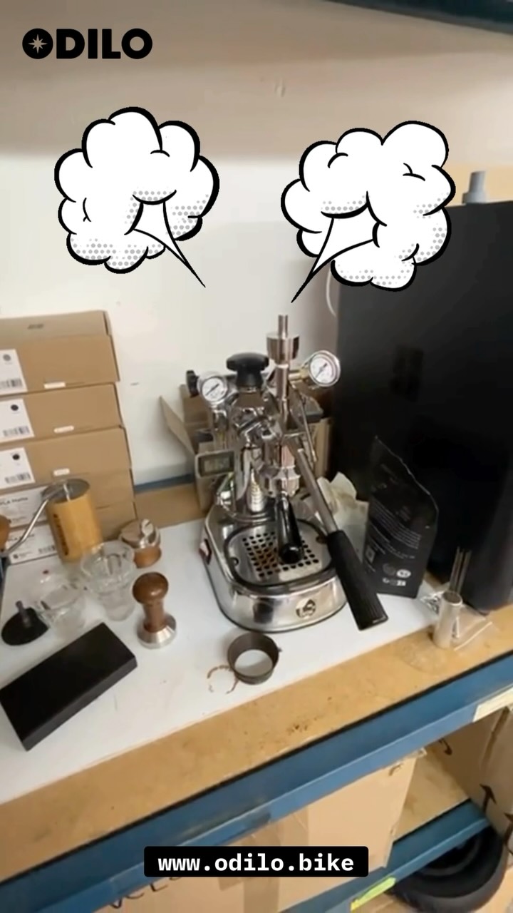 🎥 Bienvenue dans les coulisses, partie 4. L’outil le plus précieux de l’atelier ? La machine à café ☕️
On vous a montré les matériaux et les outils… mais il manquait une pièce essentielle du puzzle : la source d’énergie de Stanislas.
Dans ce dernier épisode, on vous emmène dans la suite de l’atelier, là où les idées naissent, guidées par l’arôme d’un bon café. C’est aussi ici que Stan affine #ODILO pour répondre toujours mieux à vos besoins.
Merci d’avoir suivi cette série avec nous.
👉 Abonnez-vous pour ne rien manquer de la suite de l’aventure !