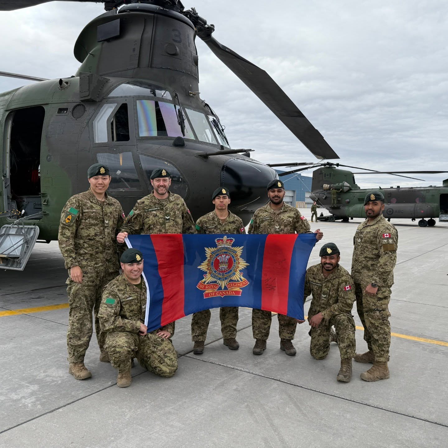 Members of The Royal Regiment of Canada during Pre-Deployment Training for Operation REASSURANCE at 4th Canadian Division Support Base Petawawa.
Op REASSURANCE is the Canadian Armed Forces' contribution to NATO assurance and deterrence measures in Central and Eastern Europe.
Would you like to know more?
https://linktr.ee/royalregimentofcanada
Des membres du Régiment royal du Canada pendant l'entraînement préalable au déploiement pour l'opération REASSURANCE à la Base de soutien de la 4e Division du Canada Petawawa.
L'opération REASSURANCE est la contribution des Forces armées canadiennes aux mesures d'assurance et de dissuasion de l'OTAN en Europe centrale et orientale.
Vous souhaitez en savoir plus ?
https://linktr.ee/royalregimentofcanada
#CanadianArmy #CanadianForces #CAF #soldier #IchDien #ReadyAyeReady #StrongProudReady #ArméeCanadienne #ForcesCanadiennes #FAC #soldat #IchDien #PrêtsAyésPrêts #FortsFiersPrêts