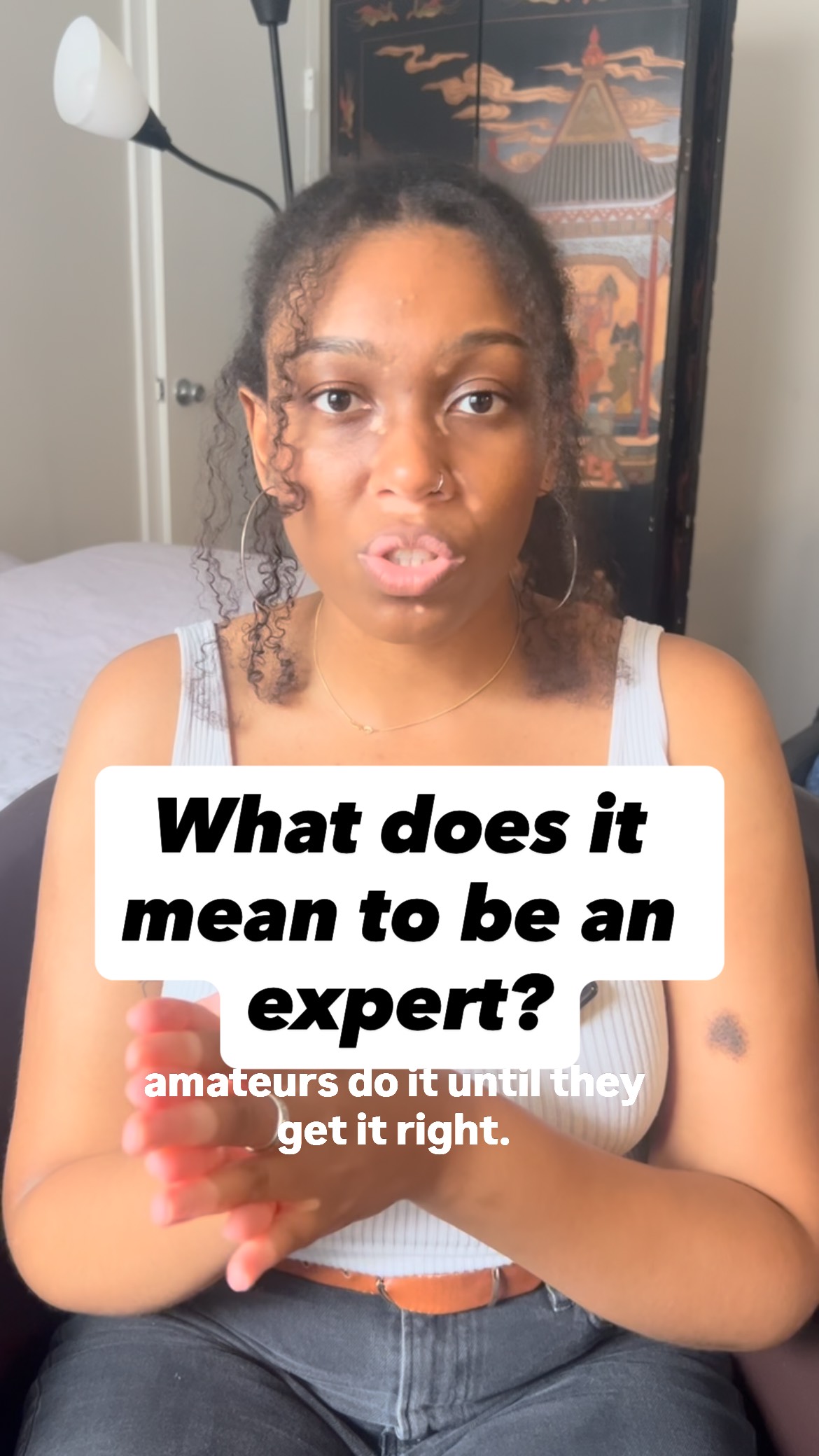 Weâre back talking about the KERT framework, which helps service providers, consultants, and business owners understand where they are in their branding and visibility. After Knowledge Builder comes Emerging Expert.
The chief goal of an emerging expert is to prove oneself. Now is the time to collect the testimonials from all of the people youâve helped and refine your process.