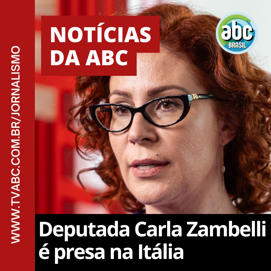 A deputada federal Carla Zambelli (PL-SP) foi presa nesta terça-feira, 29 de julho de 2025, na Itália, após deixar o Brasil fugindo de uma condenação do Supremo Tribunal Federal a dez anos de prisão. A condenação se deu por envolvimento na invasão dos sistemas do Conselho Nacional de Justiça (CNJ), em conjunto com o hacker Walter Delgatti, além da prática de falsidade ideológica. Após a fuga, Zambelli passou a integrar a lista de foragidos da Interpol, após o ministro Alexandre de Moraes transformar sua prisão preventiva em definitiva.
A Primeira Turma do STF decidiu por unanimidade a condenação da deputada, incluindo também a perda de mandato e a inelegibilidade. Já Delgatti foi condenado a oito anos e três meses de prisão. De acordo com a acusação, Zambelli teria ordenado a invasão para inserir documentos falsos nos sistemas do CNJ, incluindo um mandado de prisão contra Moraes, com o objetivo de gerar instabilidade institucional e desacreditar o Judiciário.
Após a condenação, ela deixou o Brasil no fim de maio, passou pelos Estados Unidos e seguiu para a Itália, onde tem cidadania. A prisão ocorreu no momento em que já havia sido emitido um mandado definitivo e transitado em julgado, sem possibilidade de recursos. O governo brasileiro já solicitou a extradição para que Zambelli cumpra sua pena em regime fechado. A chegada dela na Itália foi registrada no início de junho, mas o alerta vermelho da Interpol só foi emitido horas após seu desembarque. Agora, a expectativa é de que seja trazida de volta ao país para cumprir a sentença.