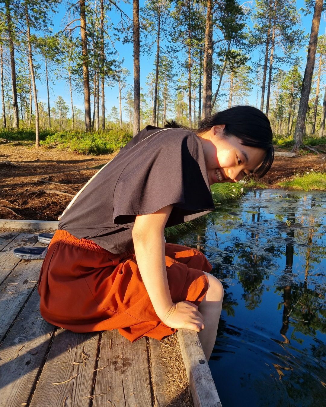 At Moskosel Creative Lab, we want to offer artistic minds a second home — a place to reflect, connect, and create at their own rhythm.
One such is Nana from Japan, who has already returned to Moskosel three times—and surely, many more visits will follow. For her, art and the creative process are deeply intertwined with place and emotion.
“The scenery in summer was completely different from that in winter. It looked like another space.”
While here, Nana shared her days with fellow artists and supporters from around the world.
She connected deeply with the nature and surroundings. In doing so, we find ourselves not only supporting individuals in developing their artistic practices, but also contributing to the local social and economic fabric—enhancing the attraction of northern Sweden and showcasing the potential of rural inland areas as vibrant, inspiring spaces for art beyond the major cities.
We’re truly grateful Nana continues to find her way back to Moskosel.
“I was so lucky to find such a precious place!”
#NSFMoskosel #ArtistResidency #MoskoselSweden #SeasonsInMoskosel #CreativeCommunity #ArtInNature #FromJapanToSweden