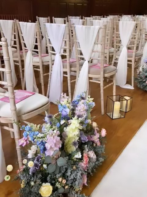 That splash of colour 🌺💚🕯️🩵🎉
.
@makebelieveevents
@socialandcocktail.co
@thegreenlightevents
.
#pollokshields #pollokshieldsburghhall #glasgow #glasgowweddingplanning #glasgowweddingvenues #glasgowweddingvenue #weddingvenueglasgow #weddingscotland #weddingvenuesglasgow #wesdinginspiration #weddinginspo #weddingglasgow #weddingsuppliersglasgow #weddingday #weddingvenue #weddingplannerscotland #weddingsinscotland #newlyengaged #engagedscotland #engaged #uniquevenueglasgow #historicvenueglasgow #uniquevenue #dryhire #diywedding #dryhireglasgow #flexible