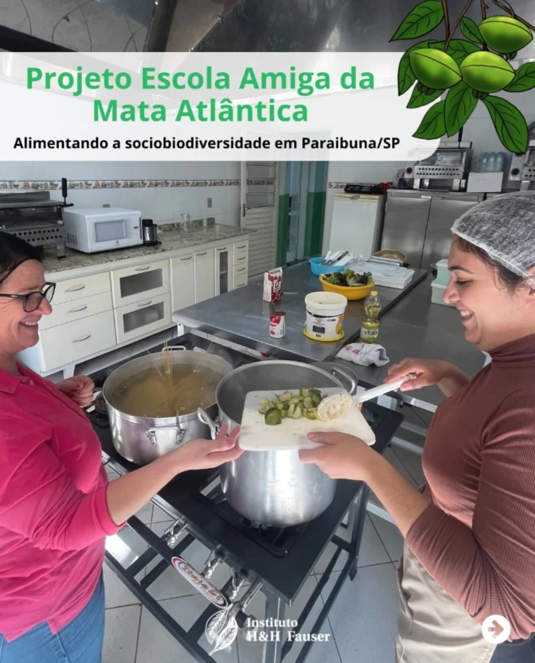 Escola Amiga da Mata Atlântica chegou em Paraibuna!
Um projeto que conecta educação, cultura alimentar e cuidado com a natureza, trazendo as frutas nativas da Mata Atlântica para dentro da escola, promovendo a valorização da sociobiodiversidade.
O projeto atuará com as cozinheiras escolares, colaboradores/as da educação, educadoras/es, produtores/as locais, mães e pais para fomentar uma cultura voltada para as frutas da Mata Atlântica.
Aqui, alimentar é também preservar, ensinar e semear um futuro mais saudável e sustentável.
Realização do @hhfauser com apoio da Prefeitura de Paraibuna, projeto realizado por meio do #ProgramaMovimentoSustentavel.
#FrutasNativas #MataAtlântica #EducaçãoSocioambiental #Sociobiodiversidade #Paraibuna #AlimentaçãoEscolar #ProjetoSocioambiental