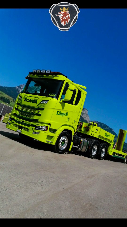 #käppelischwyzag #strassenbau #tiefbau #scania #scaniav8 #scaniatrucks #r660 #pimpmytruck #lkwfahrer #sattelzugmaschine #baumaschinentransport #schwedenpower
#scaniaschweiz #truckserviceperlen #trucker #trucks #trucksofinstagram #truckspotting #truckerlife