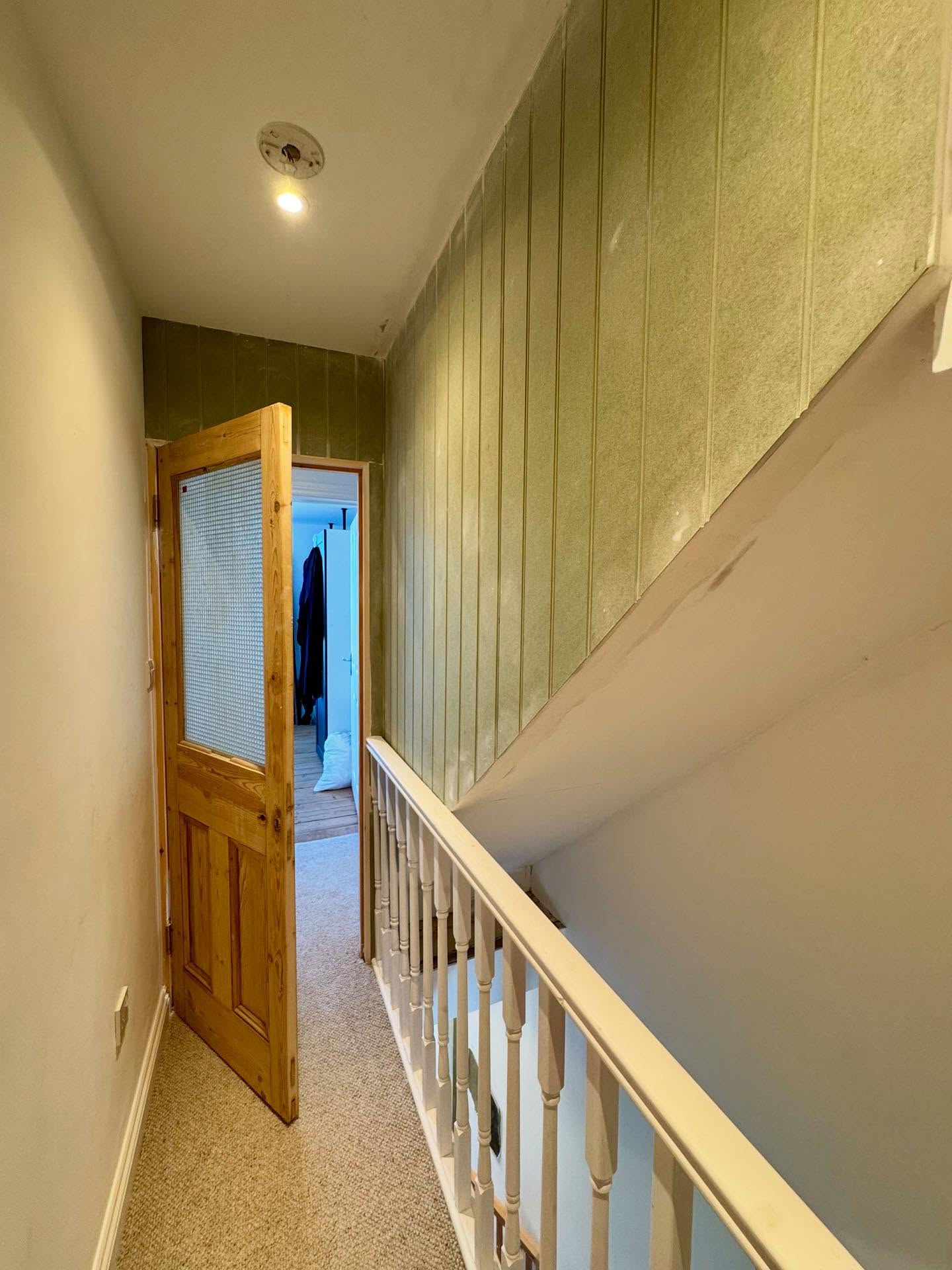 Some photos of a recent project, does one box in a staircase? Enclose? Either way we closed up the space with beaded tongue and grooved mdf - all insulated - mainly to keep out the noise and generally give the family some space from one another, which we all know can be important! Also love the old reclaimed door sourced by the client so much more charm than a new cardboard one. Lovely stuff #carpentry #bathuk #bath #somerset #stairs #bespoke #tandg #tongueandgroove