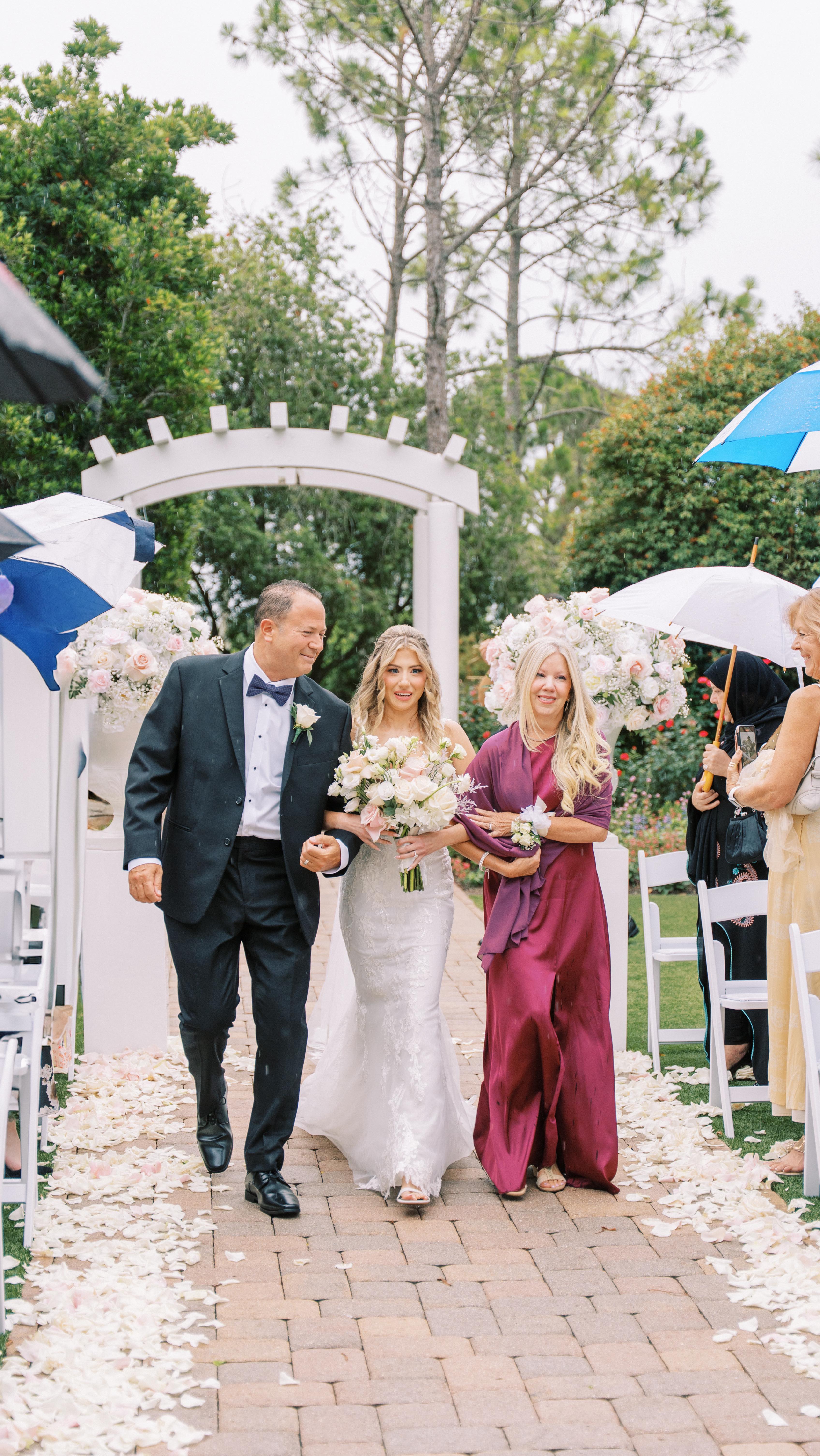 And that’s on Florida weddings 🌦️😅
Let’s face it, we love an outdoor wedding but when getting married in a tropical climate rain is always a potential factor! Sometimes embracing a little drizzle IS the rain plan, and if you’re really lucky, you’ll still get the pretty golden skies as a little celebratory kiss from the heavens after. ☀️
Venue: @theroyalcrestroom
Video: @goldenviewvideoco
Photo: @maddygodtphotography
#orlandoweddingvideographer #disneyweddingvideographer #floridaweddingvideographer #2026bride #weddingreels #goldenhour #rainywedding