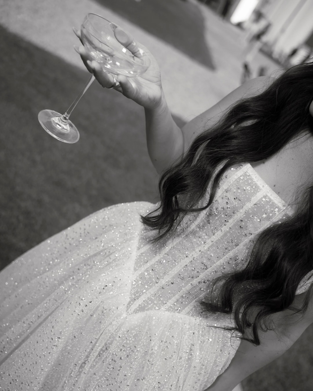 She’s not running late. She’s making time pause 🪩🤍
Event Design & Organization @lina.events_
Models @annavictoriareiser
Styling @be.autyful.hairmakeup
Wedding dress @diebrautfluesterin_brautmode
Jewelry @sophia_singer_jewelry
Furniture/Decoration/Floristry @innawiebe_com
Location @mosconibertani