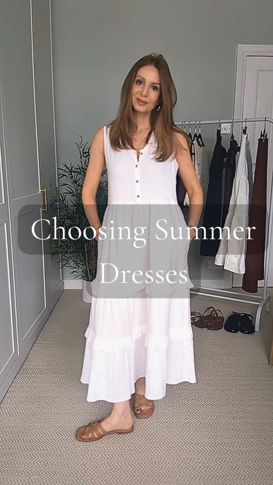 Choosing a summer dress:
1. Fabric: Light colors deflect heat but can be a little see through. I find a cheese cloth fabric prevents this whilst still being cool and airy.
2. Fit: Looser fits tend to feel cooler and more comfortable. That doesn't mean the dress needs to be shapeless, it can still have some articulation at the waist without being tight on the upper body.
3. Outfitting: I find solid colours easier to build into an outfit i.e. to add the third piece. The third piece takes you from just "wearing" to "styled".
4. Accessorise: Summer outfits are inherently more simple and the finishing touches such as jewelry and good bags and shoes are essential to have an outfit rather than just a dress!
Dress: @ro_and_zo
Sandals : @thisiswhistles
Gilet: And/or @johnlewis
#summerdress #thethirdpiece #outfitbuilding #styleover40 #personalstylistlondon