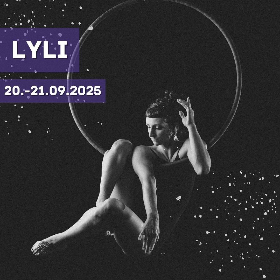 💜GUEST TEACHER ALERT💜
Lyli (@lyli_lykos ) kommt wieder nach Wien!🥳
Ob Aerial Choreography, Shapes, Spins und Transition oder Dynamics, Drops und Rolls - Lyli bringt uns all ihre Hoop Skills mit! Aufgrund der hohen Nachfrage gibt es sogar neue Termine - auf Eversports nachschauen (und schnell sein!) lohnt sich also🤫
#aerialsilkvienna #asv #aerialhoop #guestteacher #aerialstudio