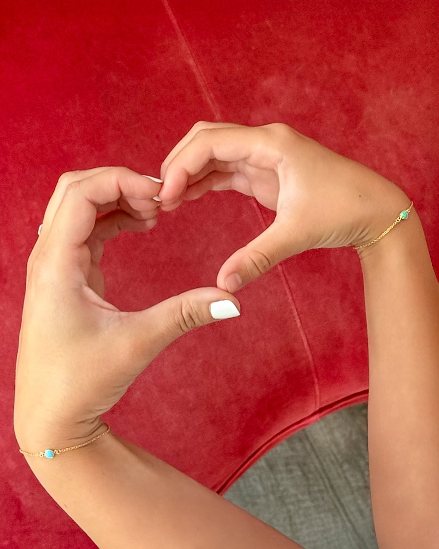 Matching mother/daughter permanent bracelets 🫶