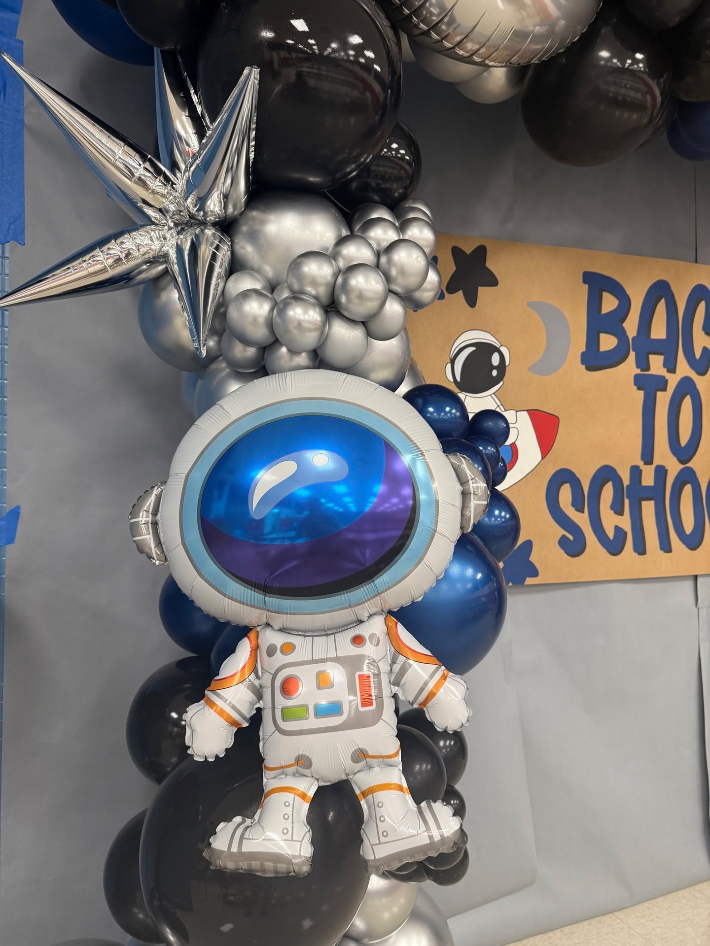 It’s not just balloons — it’s the details that take it to the stars 🌌🚀
Now booking for September and beyond! ✨ Message to book!
#huntsville #huntsvillealabama #huntsvilleballoons #balloondecor #balloonartist #rocketcity #balloongarland