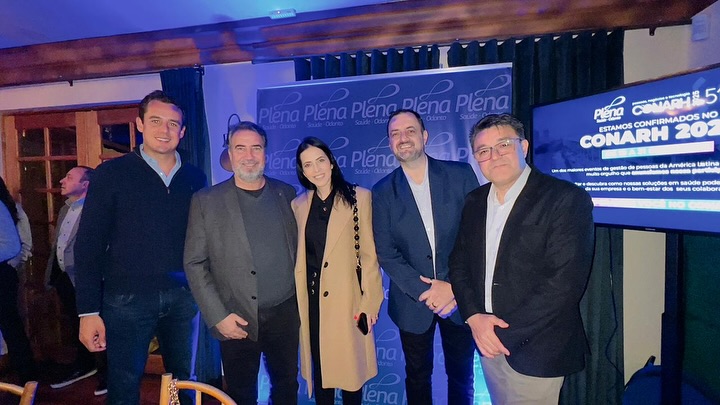 Na última quarta-feira, tivemos o prazer de participar do jantar de negócios promovido pela nossa parceira @plena_saude . Momentos como esse fortalecem conexões e reafirmam nosso compromisso em caminhar lado a lado com nossos parceiros, sempre em busca das melhores soluções para nossos clientes.