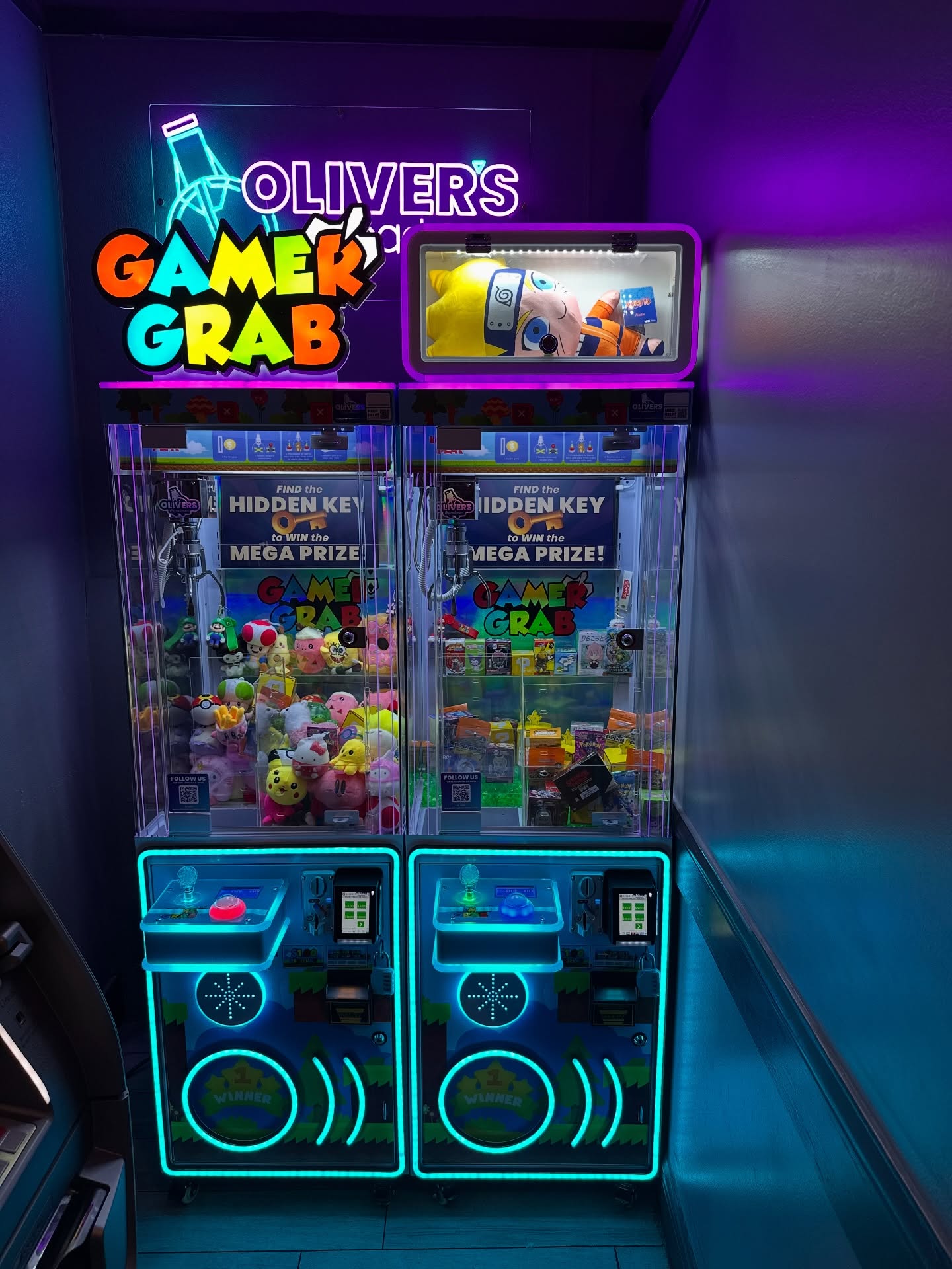 NEW machines, WHO DIS? 🤔 Oh wait, it's just us @millsmarket.orl getting ready to hook you up with some prizes!
#oliversarcades #clawmachine #lazyegg #pokemon #mills50 #orlando #naruto #spyxfamily #demonslayer