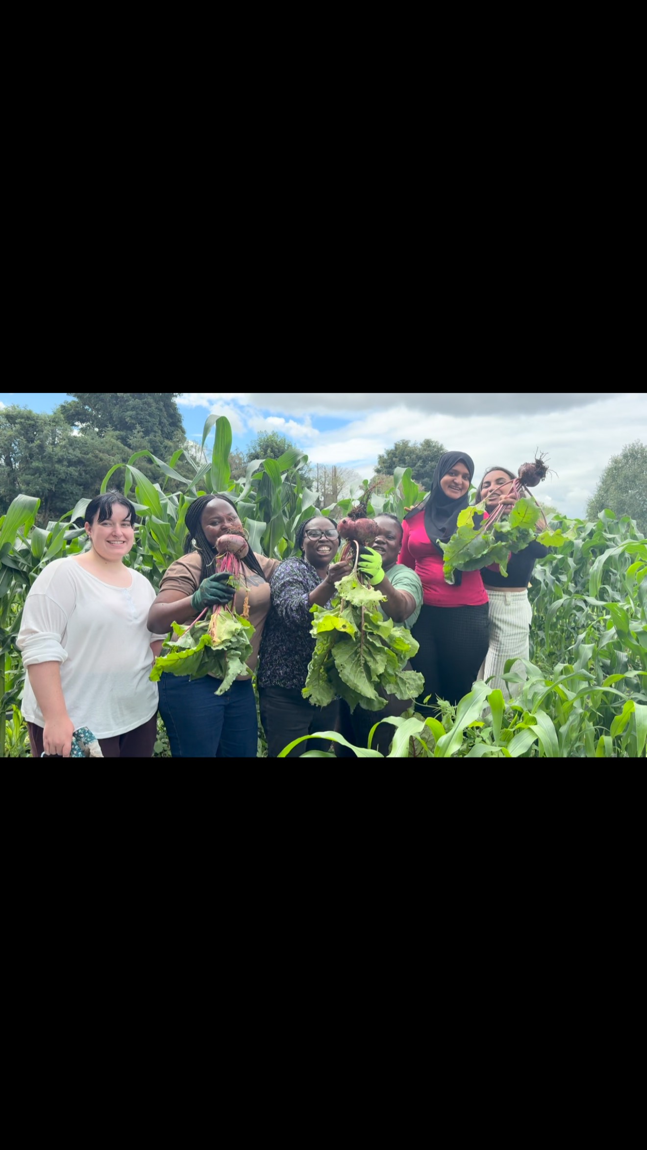 📸🌱 Garden Harvest Alert!
Look at the size of this beast of a beetroot we pulled from the garden this morning! 🥳🌿
Beetroot isn’t just beautiful—it’s also a powerhouse of nutrition. 💪
Did you know?
🟣 Beetroot is rich in iron, fibre, and antioxidants.
🟣 It can help lower blood pressure and improve stamina.
🟣 You can eat it raw, cooked, pickled, or juiced!
Here are two quick and tasty ways to enjoy your beetroot:
🥗 Beetroot & Feta Salad
• Roast or boil beetroot slices.
• Crumble over some feta cheese.
• Add rocket leaves, walnuts, and a drizzle of balsamic glaze.
• Serve chilled.
🍰 Beetroot Chocolate Brownies
• Blend cooked beetroot and mix into your favourite brownie batter.
• Bake as usual – super moist and subtly sweet!
• A sneaky veggie boost your kids won’t notice 😉.
Happy gardening and happy eating! 🌻