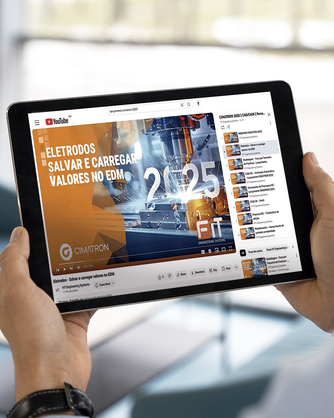 Todo produto precisa de uma história, e ela começa no visual. Para este projeto, criamos uma identidade de campanha sólida, técnica e alinhada ao posicionamento da marca. O design trouxe unidade às diferentes peças, enquanto o branding garantiu que cada ponto de contato reforçasse os valores da empresa e as qualidades do software.
O resultado foi o lançamento digital do CIMATRON 2025, realizado pela FIT Engineering Systems. A campanha incluiu cards, vídeos, blogposts, materiais de apoio e newsletters, todos conectados por um mesmo fio condutor: clareza, precisão e consistência. Uma entrega que alia design estratégico à comunicação de produto industrial.
#brandingdeproduto
#designindustrial
#estrategiademarcas
#marketingb2b
#comunicacaovisual
#direcaodearte
#campanhavisual
#designparalancamentos
#conteudotecnico
#estudionapoleon
