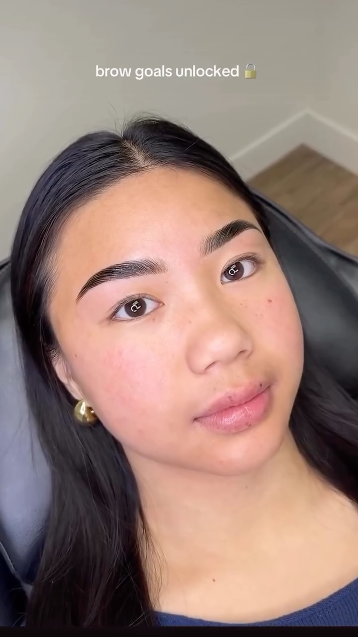 Brow Goals Unlocked 🔓
Microbrading #microshading #alhambra #pasadena #archadia #eyelashextensions #permanentmakeup #groupon #powderbrows #tatoomakeup #eyebrowstint #tint #browlamination #pasadenanails #pasadenahairstylist #pasadenaeyelashextensions #pasadenabrowshaping