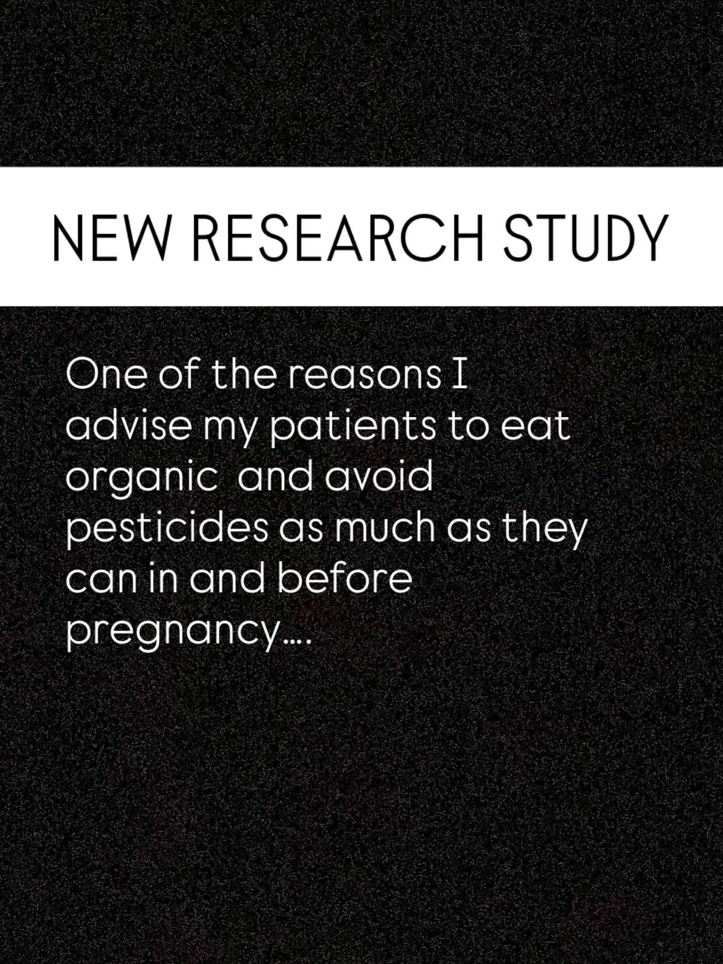 Pesticide exposure happens when we eat food that has pesticides in/on it and when we breathe them in… research seems to come out on a nearly weekly basis associating exposure to these chemicals with adverse outcomes in pregnancy.
If this is all new to you - check out the @environmentalworkinggroup ‘s clean fifteen and dirty dozen lists! They’re a great starting point for reducing your exposure 👍🏼
#preconceptioncare #infertility #holistichealth #functionalmedicine #toxinfreeliving