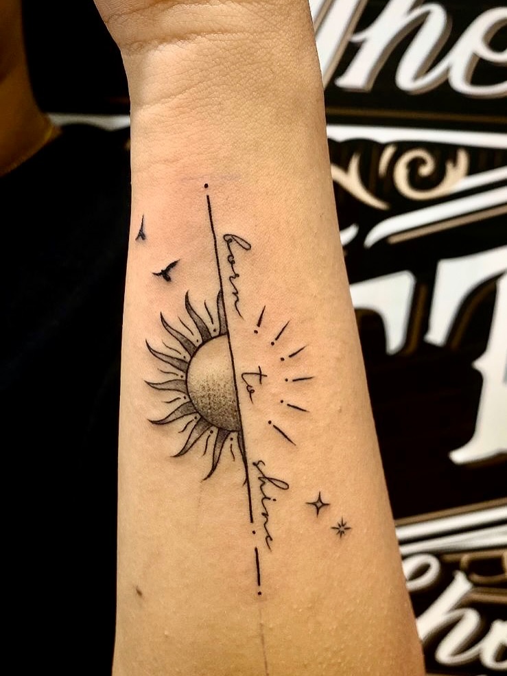 #fineline #finelineworks #finelinerart #finelinetattoo
#thetattooshopnewdelhi #tattooed #tattoo #ink #inked #newdelhi #india #hauzkhasvillage #tattooartistdelhi #tattooartistindia #tattooed #inked #ink #inkideas #tattooforgirls #instagram #finelinetsttoo #finelinework #linework #lineworktattoo #instadaily #instatattoo #delhitattooartist #delhitattoostudio #tattooartist #tattoostudio