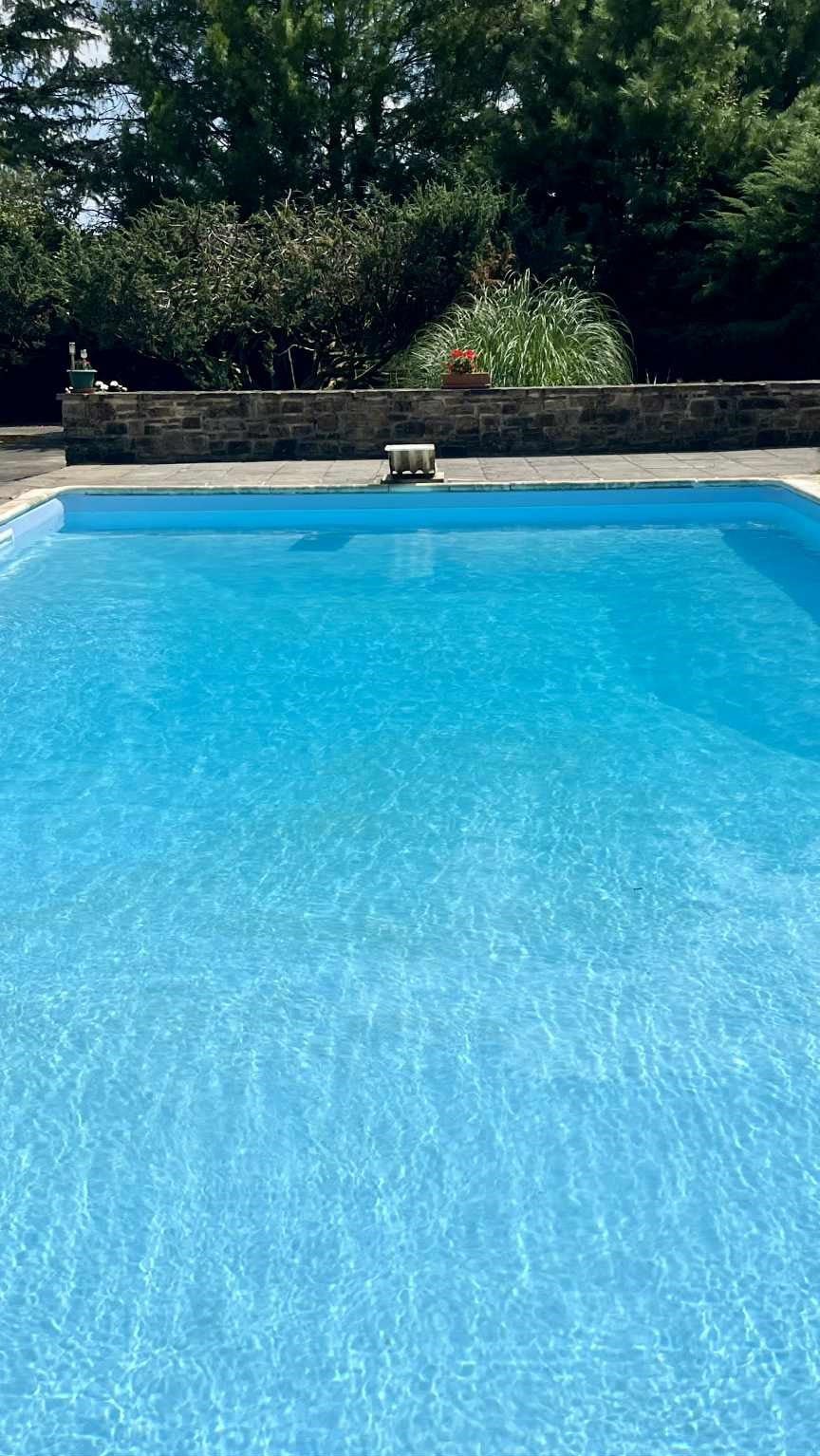 Don’t wait until next year to get your liner renewal booked in…take advantage of the 2025 prices now 😎🤩😎 www.pristinepiscines.fr #pooldesign #swimmingpoolsdordogne #poolinstallationfrance #renovationpiscine #englishspeakingpoolcontractor #swimmingpoolsdordogne #swimmingpool #piscineinstallation #poolliners #poollinerreplacement #poollinerinstallation #poollinercolours