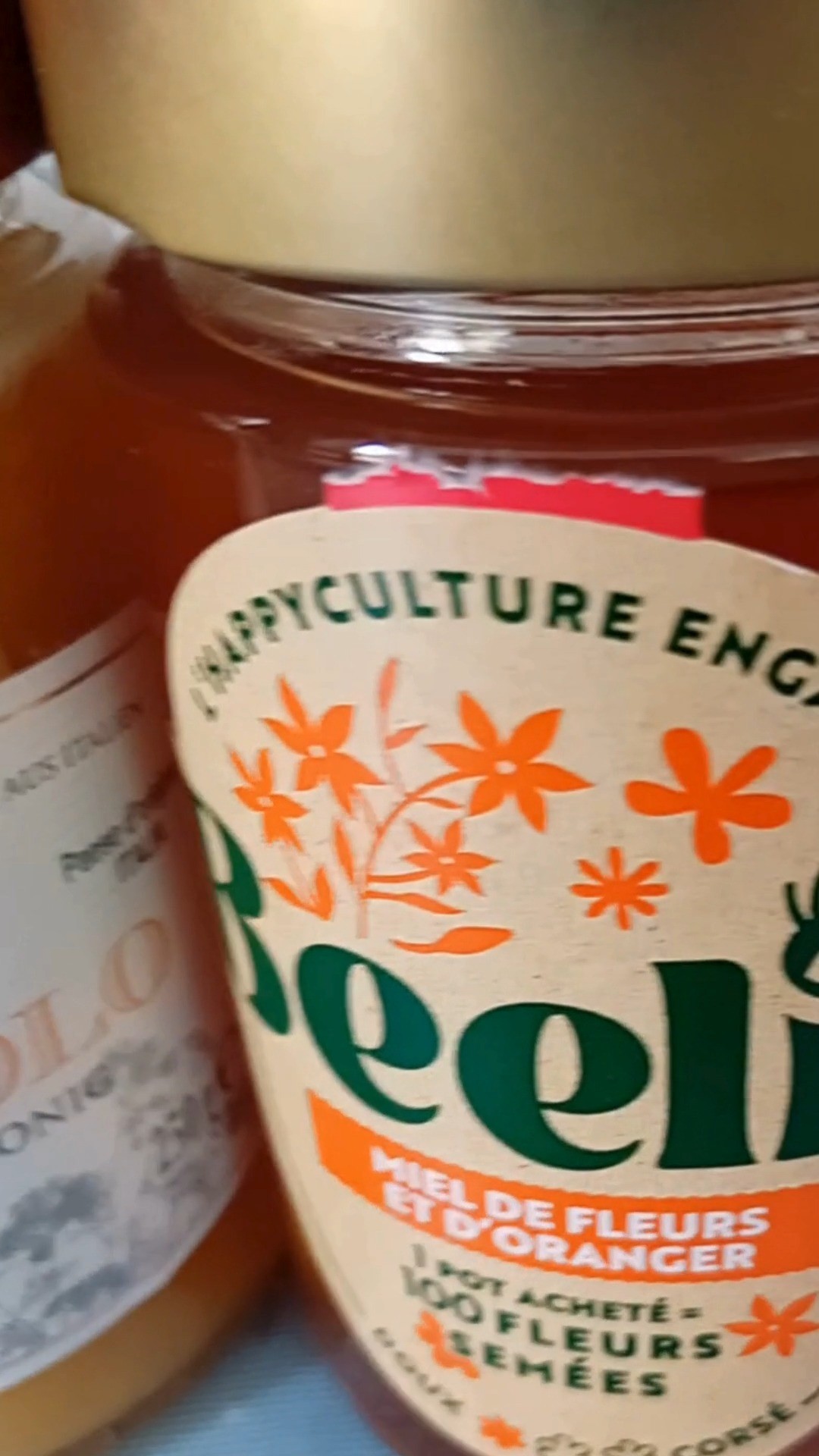 I've been prepping some of the honey for tomorrow honey tasting event. There are still a few tickets left if you'd like to book on the website.