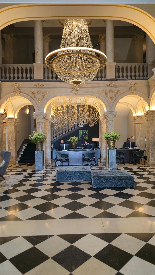 Just to anyone who's thinking about inviting me out next week or the rest of the season really... Issa no for me unless you want to treat me to a home cook meal. ๐
๐คฃ๐๐ญ No, Really! ๐ฅฐ