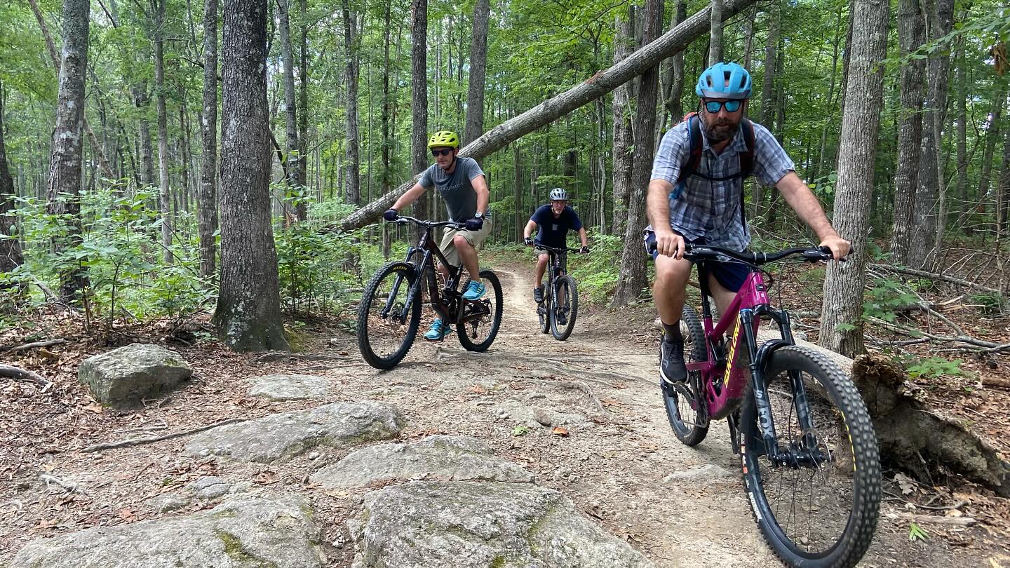 Friends from earlier childhood having their 2nd reunion ever! Fun day of riding and refreshments post ride! #goodfriends❤️ #friendsforlife #asheville #northcarolina #828isgreat #mountainbike #mtb #guidedbiketours #vacationtime @explorebrevardnc @thehubpisgah