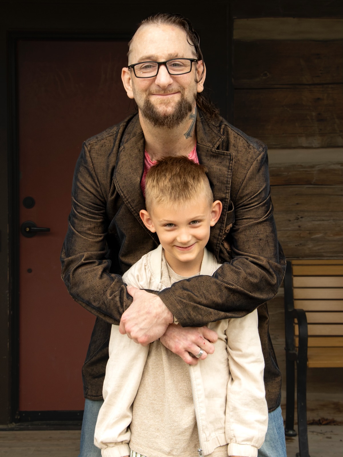 A father and son, sharing the same smile🤎🤍
#FatherAndSon #GrassRootsOriginals #TimelessMoments #FamilyPhotography #SmilesThatMatter #PhotoEditing #LoveCaptured 📸