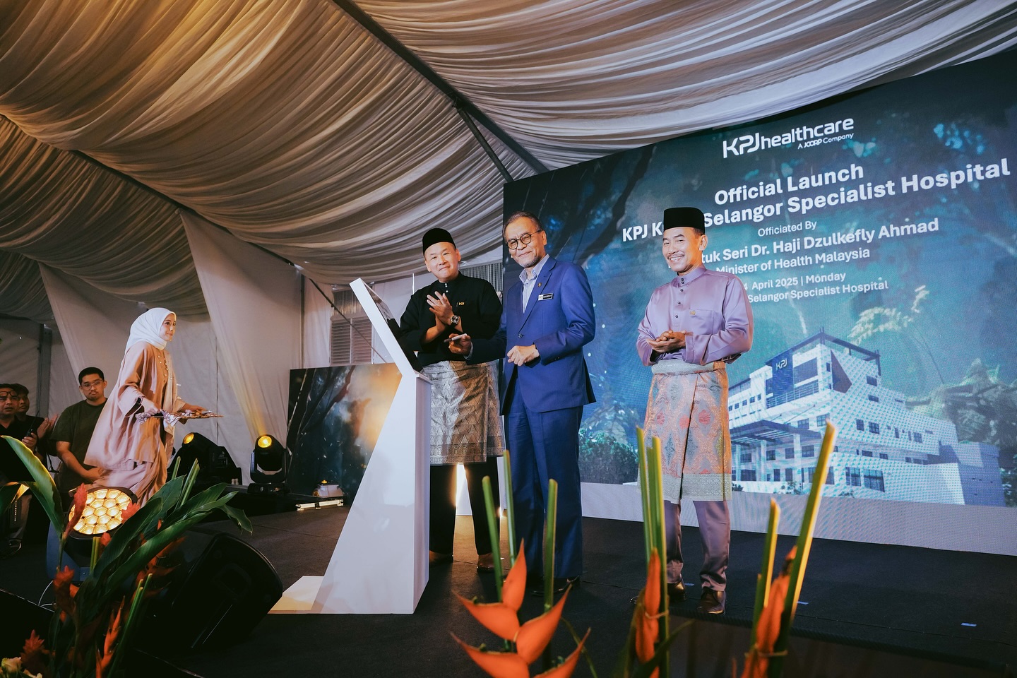 Double the celebration, triple the impact! From a vibrant Hari Raya gathering to the grand launch of KPJ’s 30th hospital in Kuala Selangor, a milestone marked with joy, unity, and the spirit of spirit of progress.
Here’s to healing more hearts and building healthier communities together 🎉
#ptsadvertising #advertising #event #hariraya #KPJ30thHospital #HariRayaWithKPJ #milestonemoments