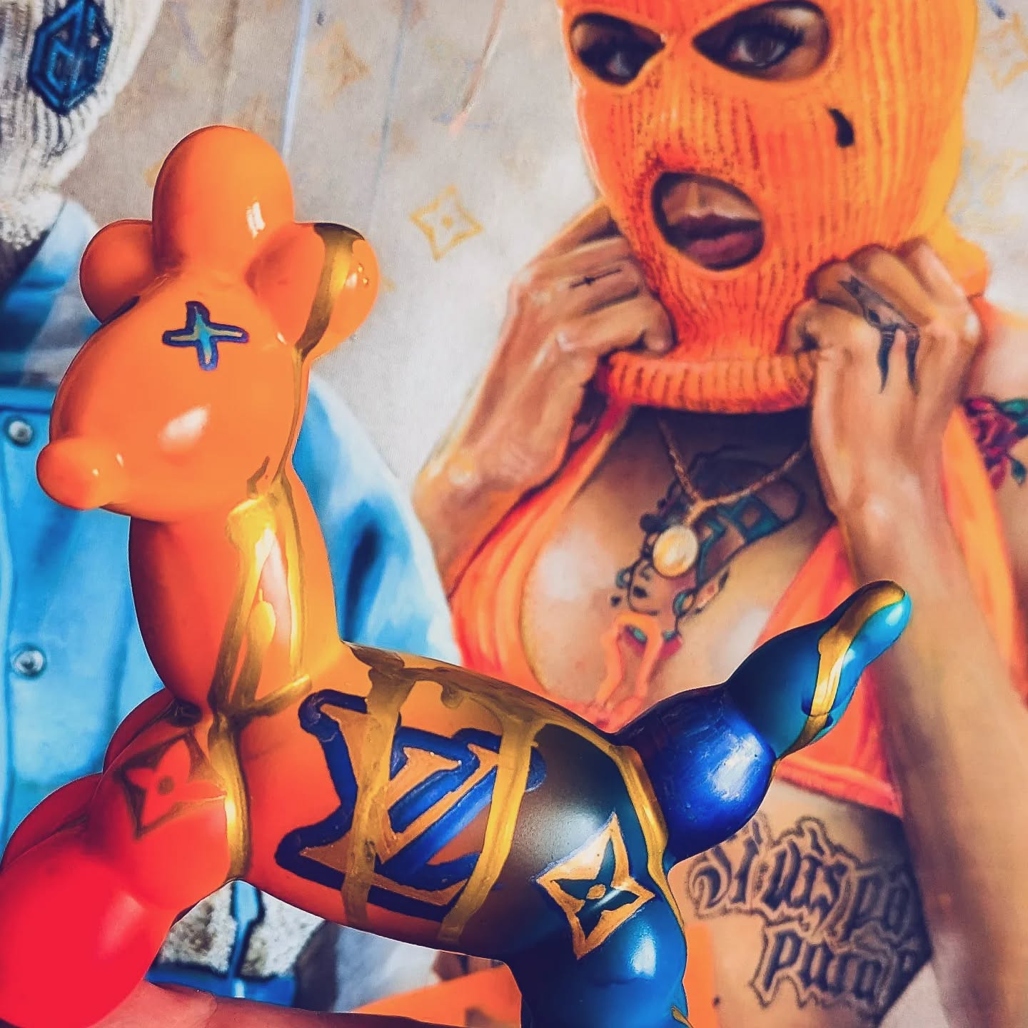 How it looks when you apply the color concept and some patterns of your paint to super cheap ceramic sculptures from LIDL @lidlde #designexperiment #colorcoding #trysomethingneweveryday #arttocollect #jimkong