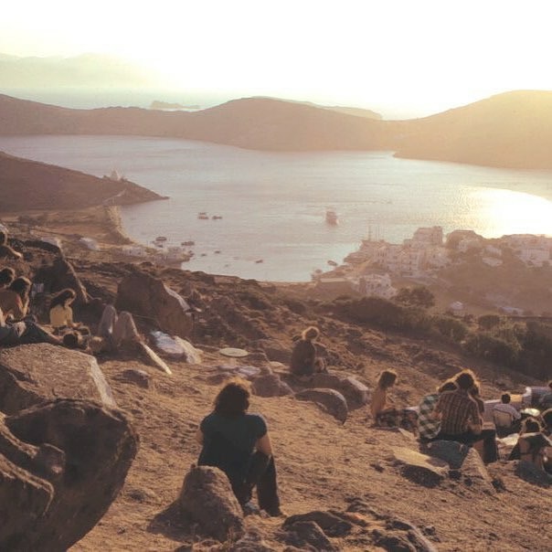 ✨ 57 summers on this rock. 57 years of Ios Club ✨
For our new friends here on Instagram, this post is a glimpse into the modern history of this legendary spot on #iosisland .
Since the 70s, it’s been a hideaway for artists, writers and free spirits; one of the very first places in the world to weave music and sunset together, not just as background, but as a true experience.
These #historical photos are a bridge from our roots to today. Because summer in Ios is not just a season, it’s a feeling 💫 #iosclub
#iosgreece #ios_island #cyclades_islands #sunsetbar #iossunset #santorinisunset #thegoldlist
#perfect_greece #traveltbz #abouttowander #mindblowingtravels #wonderful_places #cycladeseveryday #earthbestshots #topworldhotel #condenasttraveller #cnntravel ##beautifuldestinations #reasontovisitgreece #heavenly_greece #bestplaces_greece #worldinstaplaces