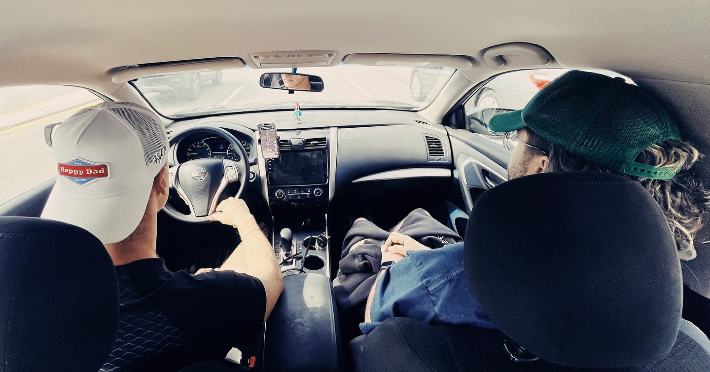 You can’t change the people around you, but you can change the people around you.
.
.
.
#flordia #fl #tampa #tampabay #tampabayfl #friends #nightnationrun #edm #rave #river #bay #boat #4thofjulyweekend #horse #horses #pittsburgh #stpete #stpetersburg #stpetersburgflorida #firstfriday