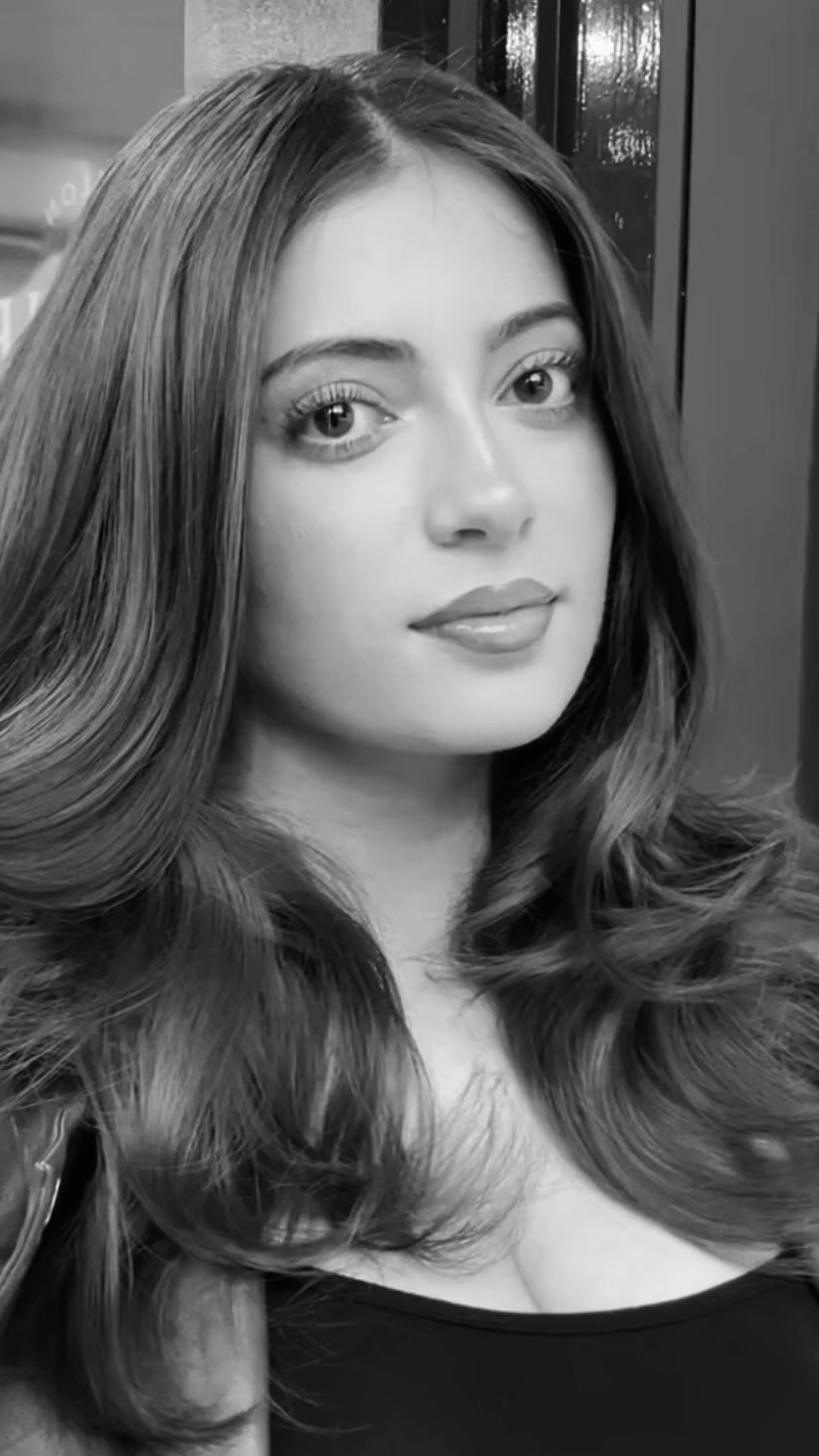 Weekend moments deserve glamorous, bouncy blow-dries.
There’s a certain elegance in beautifully styled hair — soft movement, luminous shine, and effortless volume that makes everything feel a little more polished.
Whether it’s a long lunch, a dinner date, or simply a moment to feel like your best self — a blow-dry at The Brighton is about more than just hair. It’s the ritual, the feeling, and the confidence you leave with.
Let’s get you weekend-ready.
— Michael
The Brighton – A Michael Bozina Salon
#thebrightonsalon #bouncyblowdry #weekendglamour #wollongonghairdresser #kevinmurphyhair #salonexperience #boutiquesalon